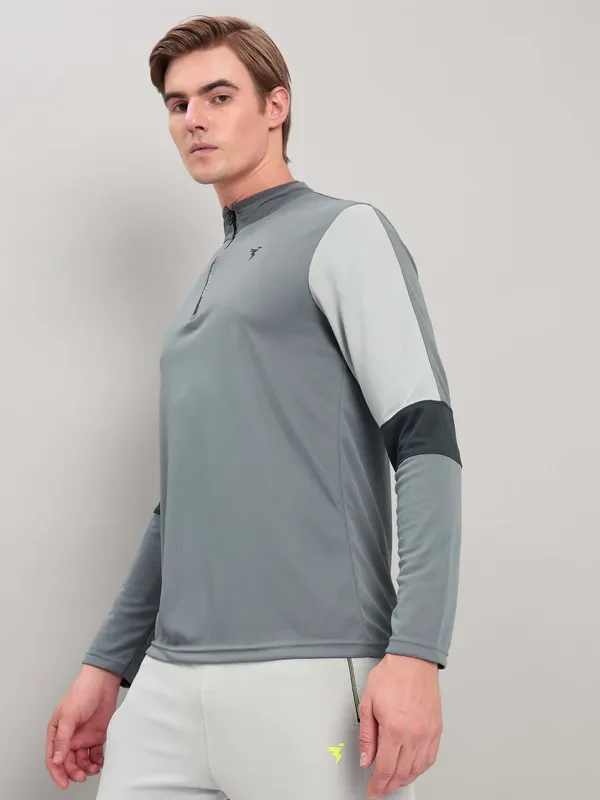 Men Colorblock Slim Fit Mock Neck T-shirt with TECHNO COOL+ - Image 6