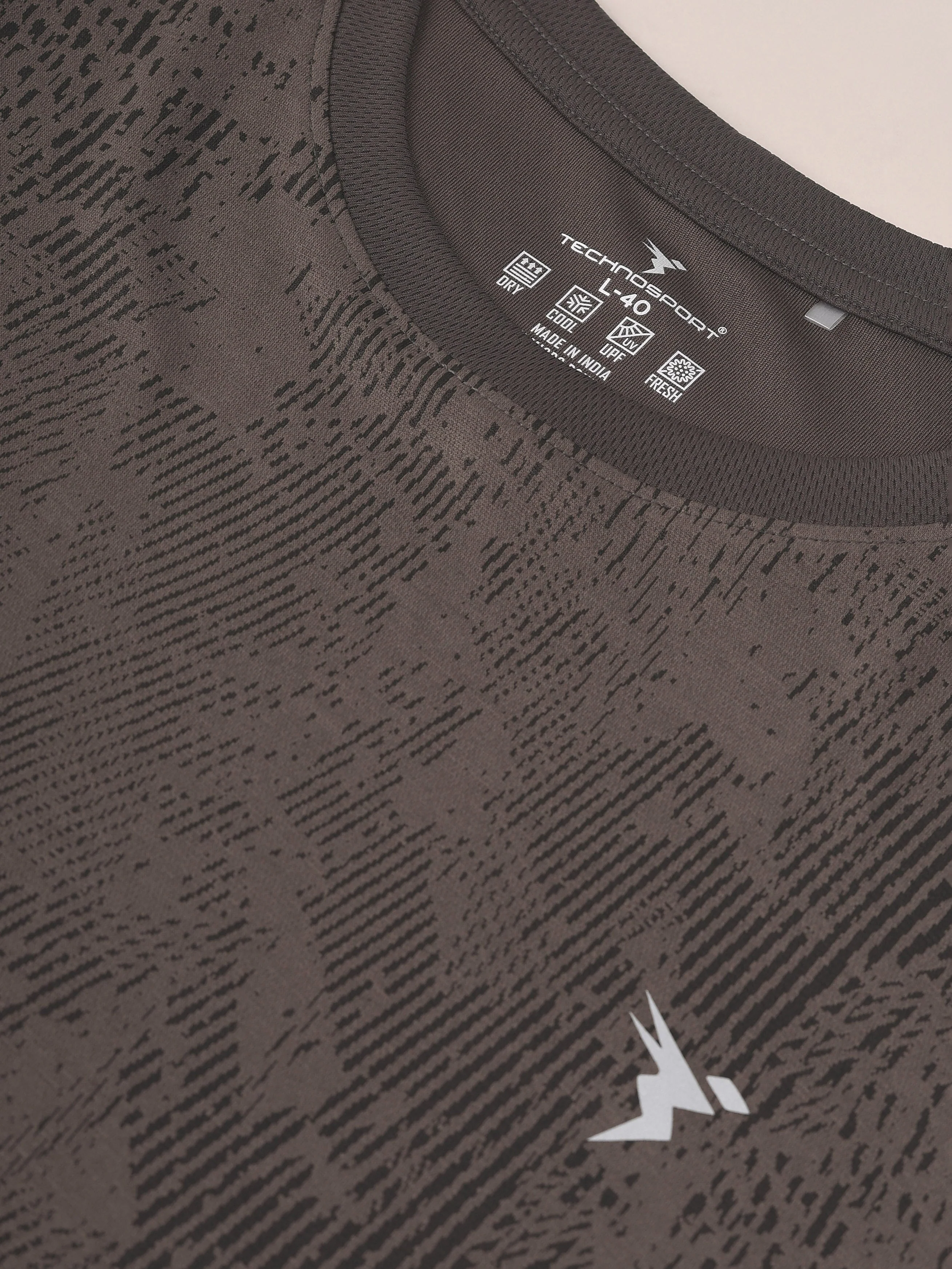 Men Slim Fit Crew Neck T-shirt with DOUBLE COOL - Image 6