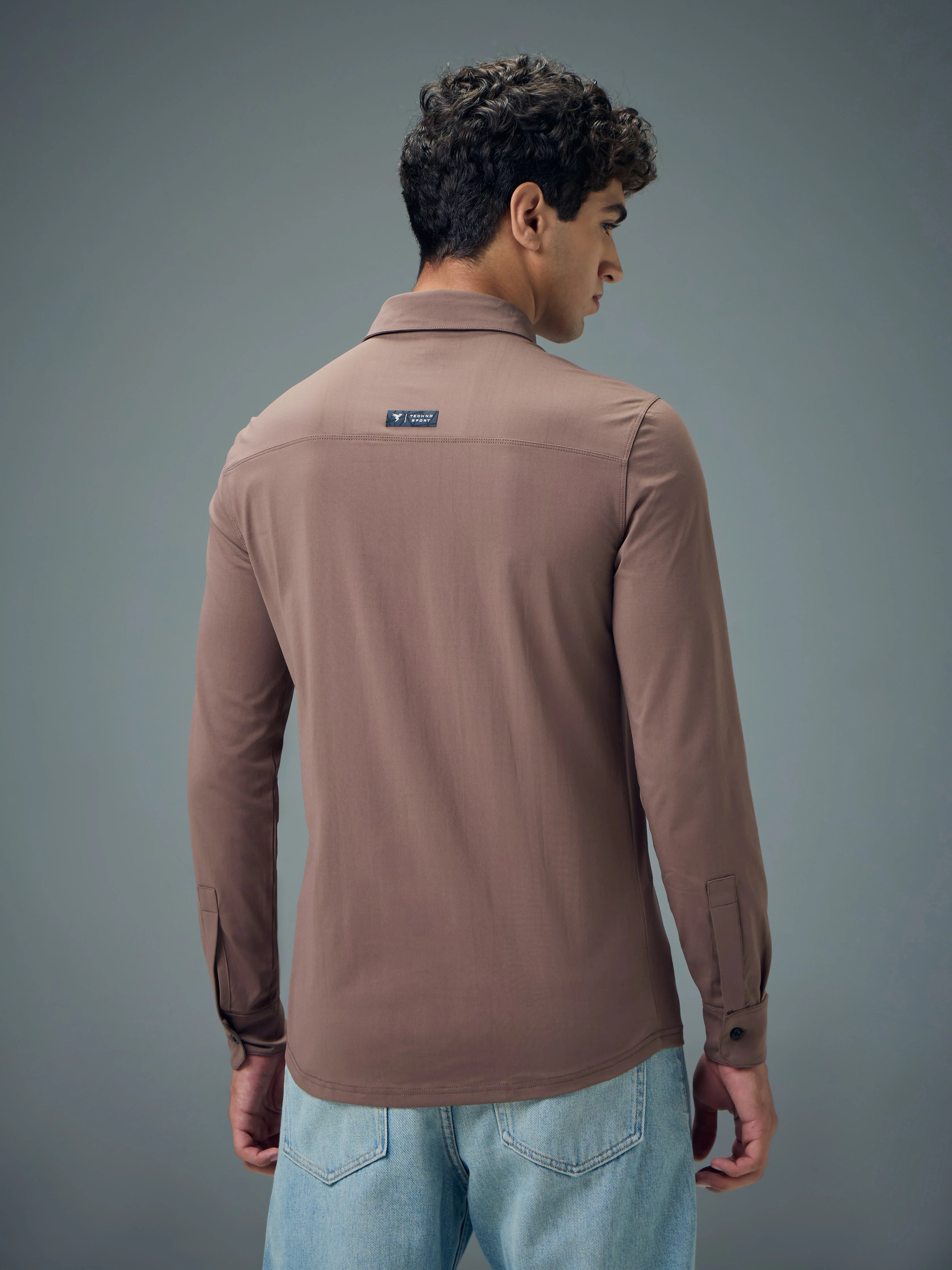 Men Solid Regular Fit Spread Collar Casual Shirt with COTFLEX - Image 3