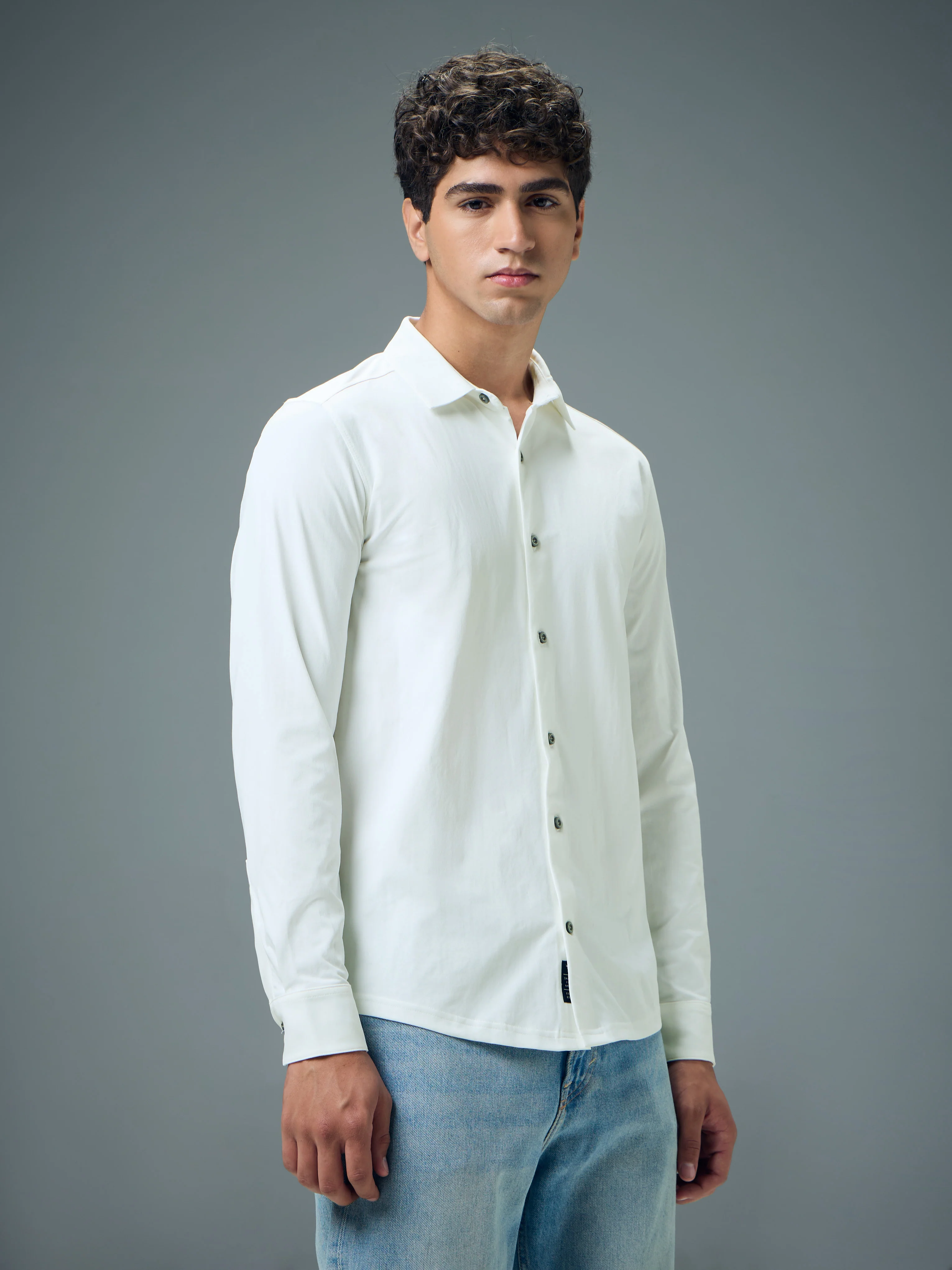 Men Solid Regular Fit Spread Collar Casual Shirt with COTFLEX - Image 4