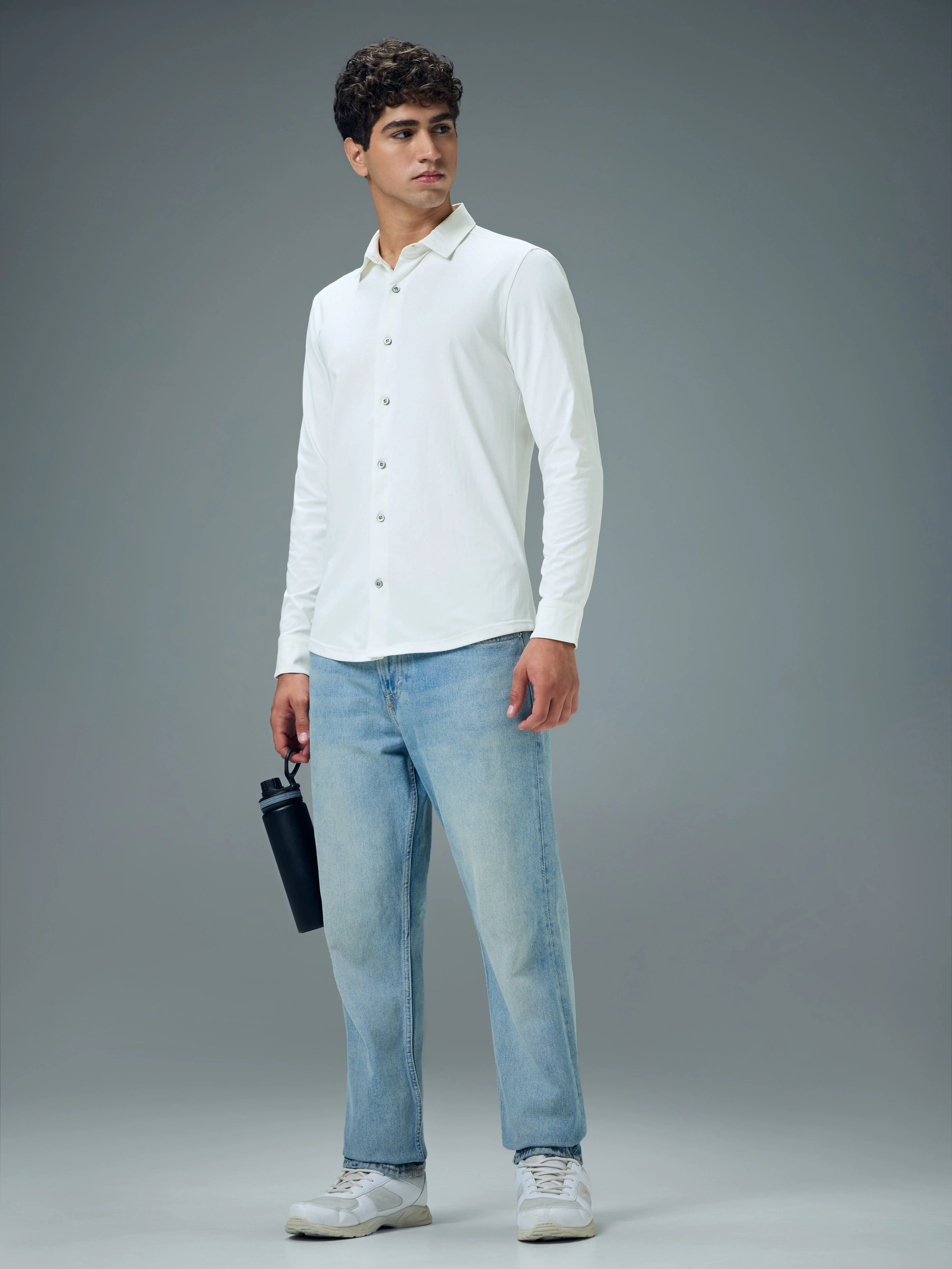 Men Solid Regular Fit Spread Collar Casual Shirt with COTFLEX - Image 5