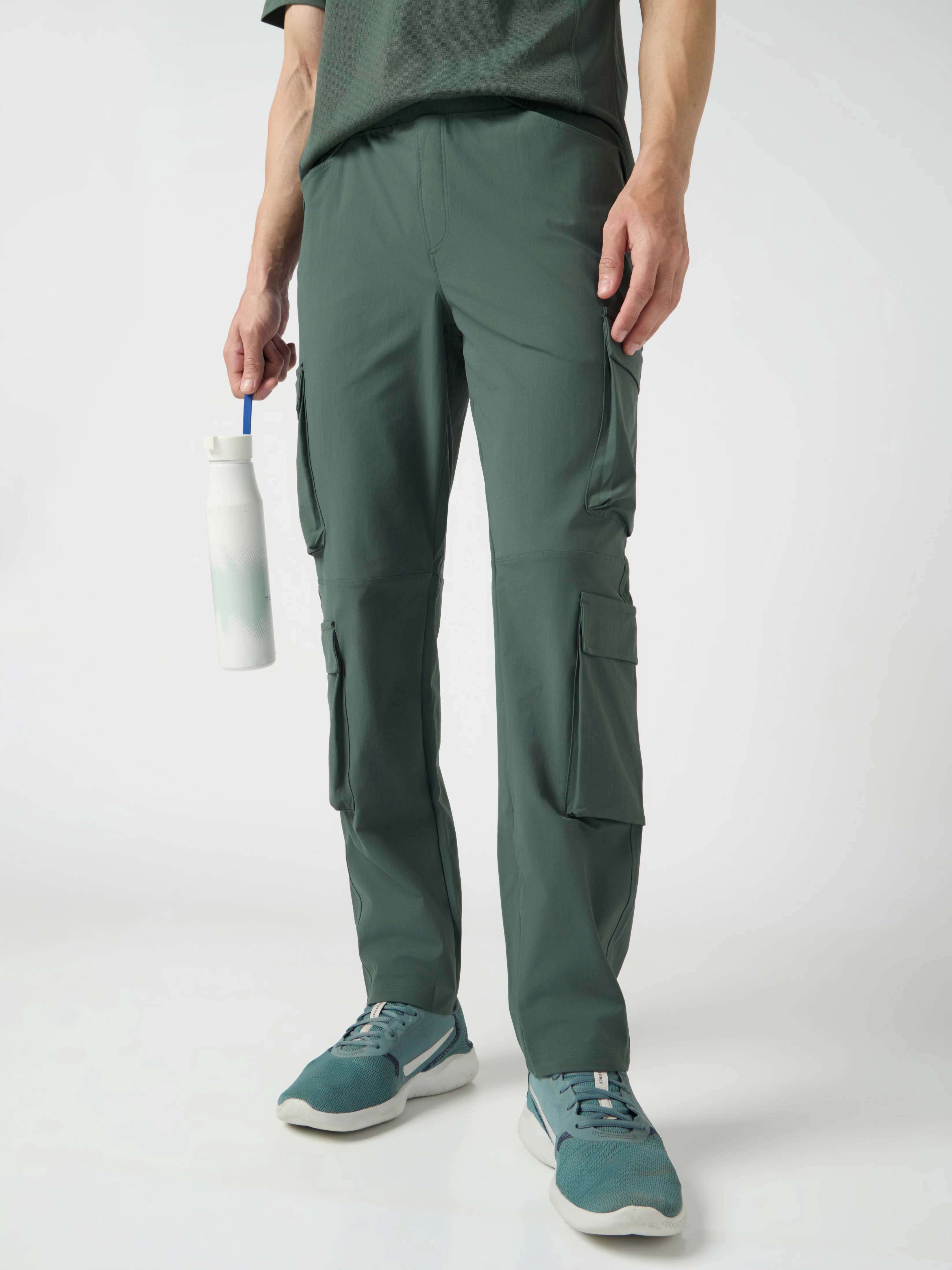 Men Solid Relax Fit 6 Pocket Cargo Trackpants with DURACOOL+