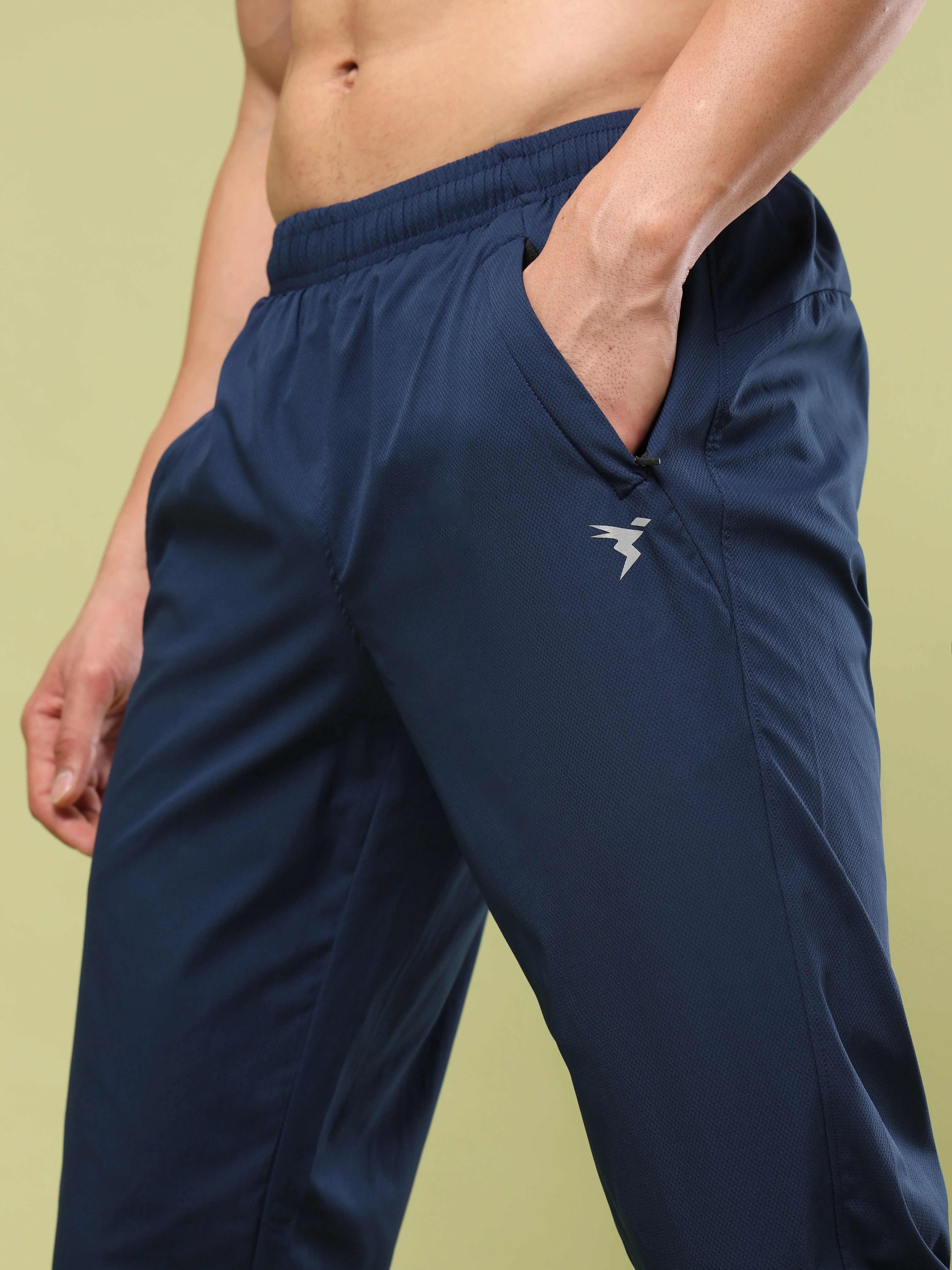 Men Solid Relax Fit Joggers with TECHNOLITE - Image 6