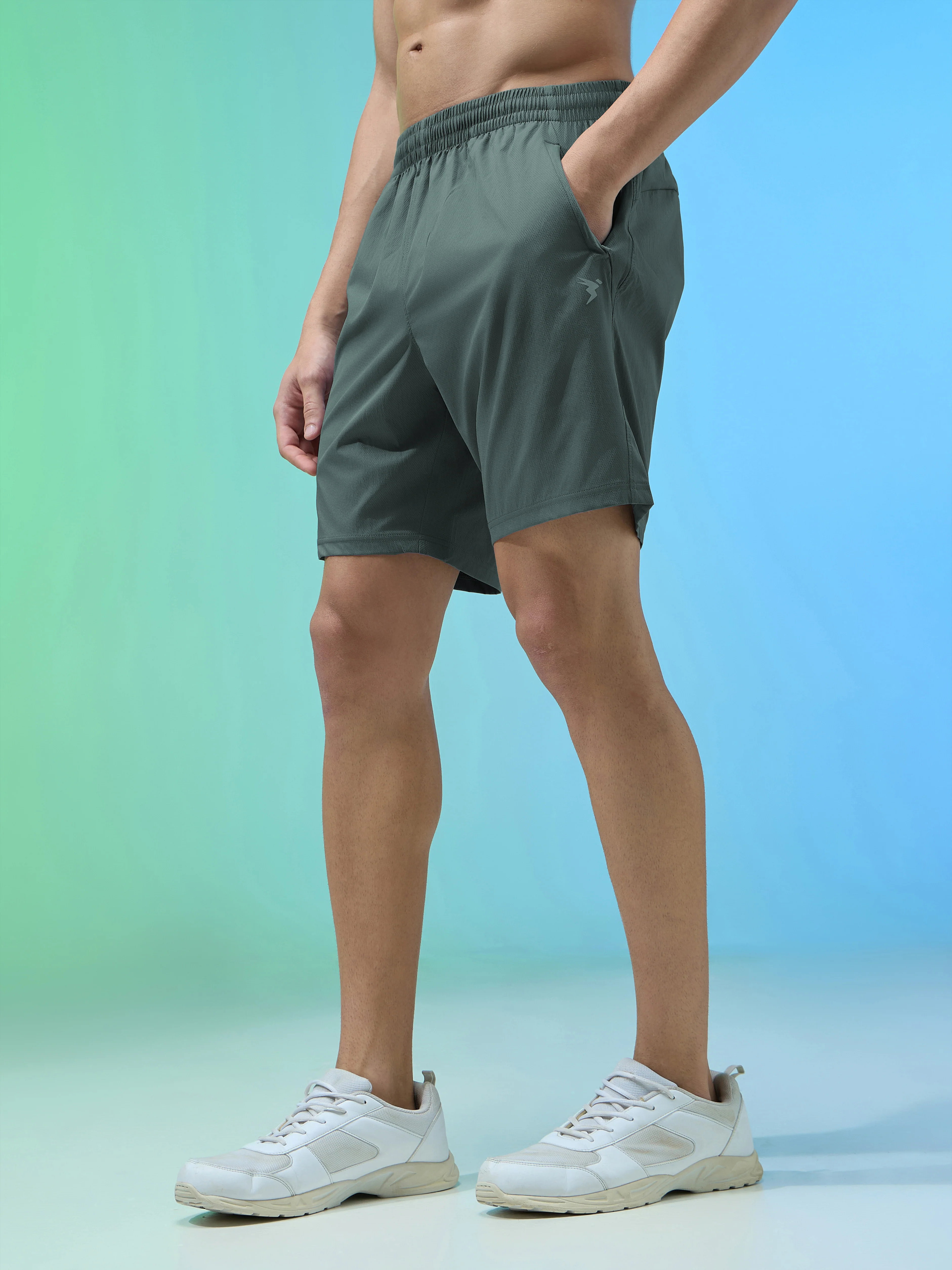 Men Solid Relax Fit Shorts with TECHNOLITE - Image 3