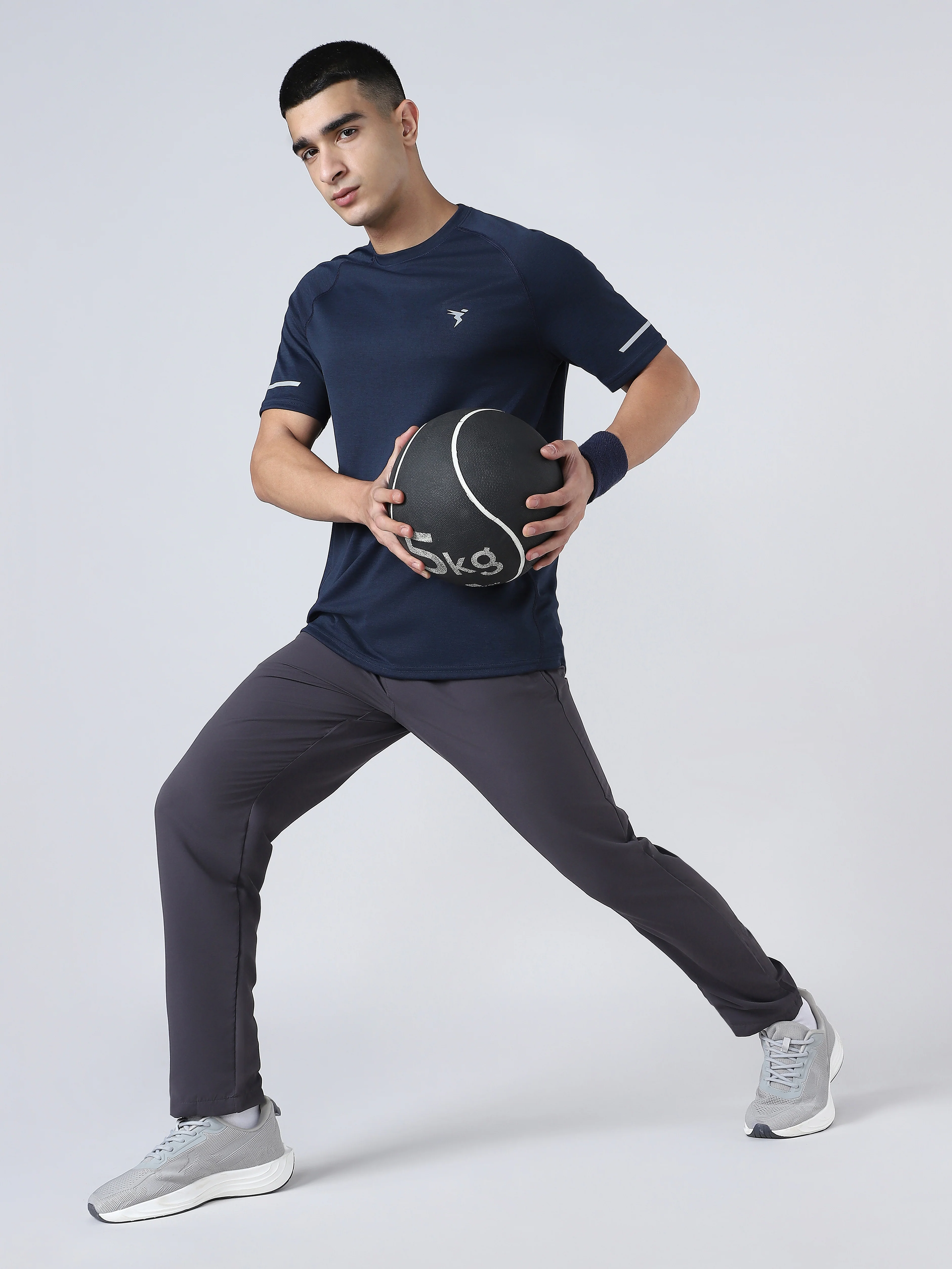 Men Solid Relax Fit Sports Trackpants with TECHNO LITE - Image 5