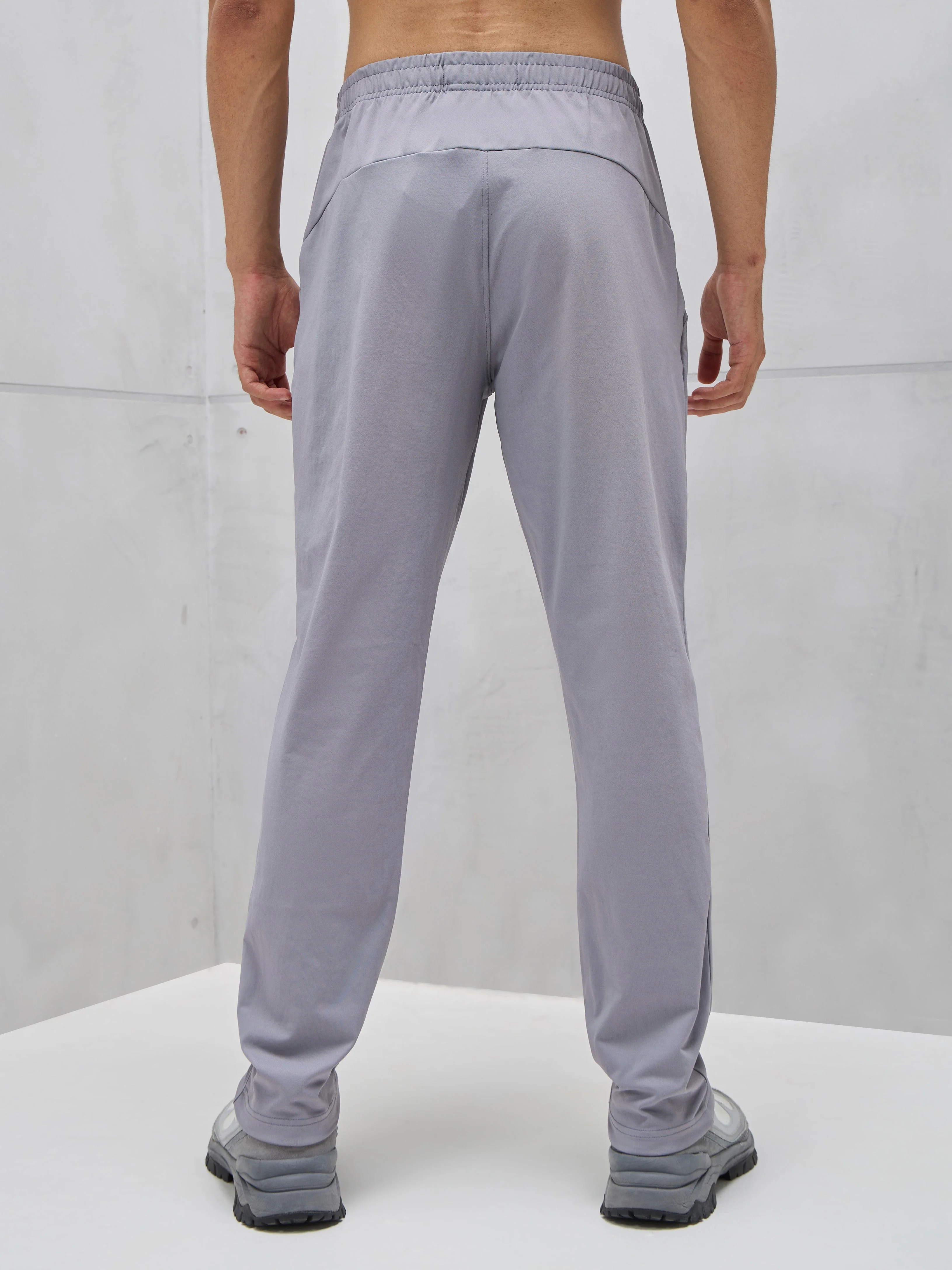 Men Solid Relax Fit Trackpants with ELASTO PLUS - Image 3