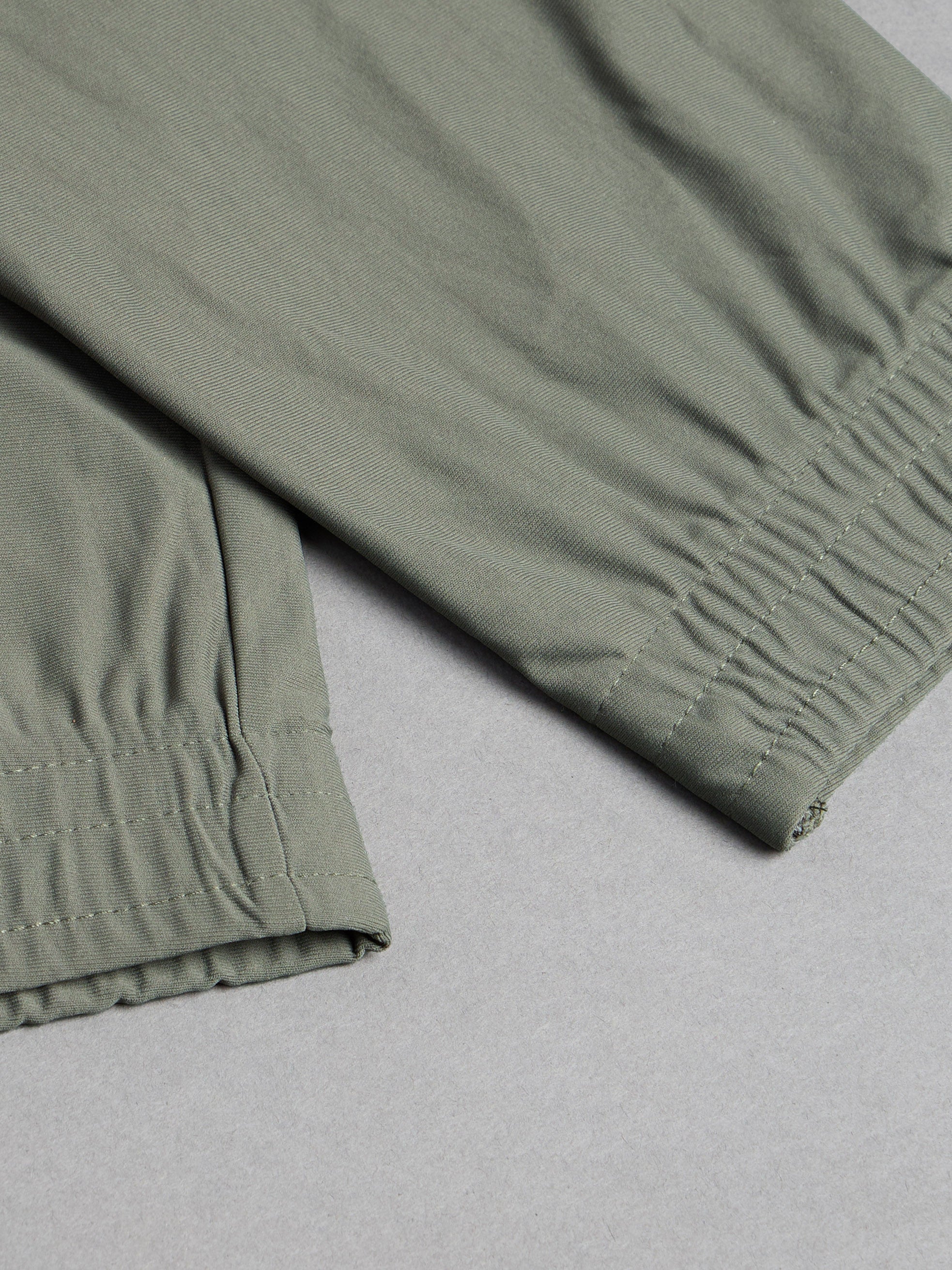 Men Solid Slim Fit Cargo Joggers with DURACOOL+ - Image 8