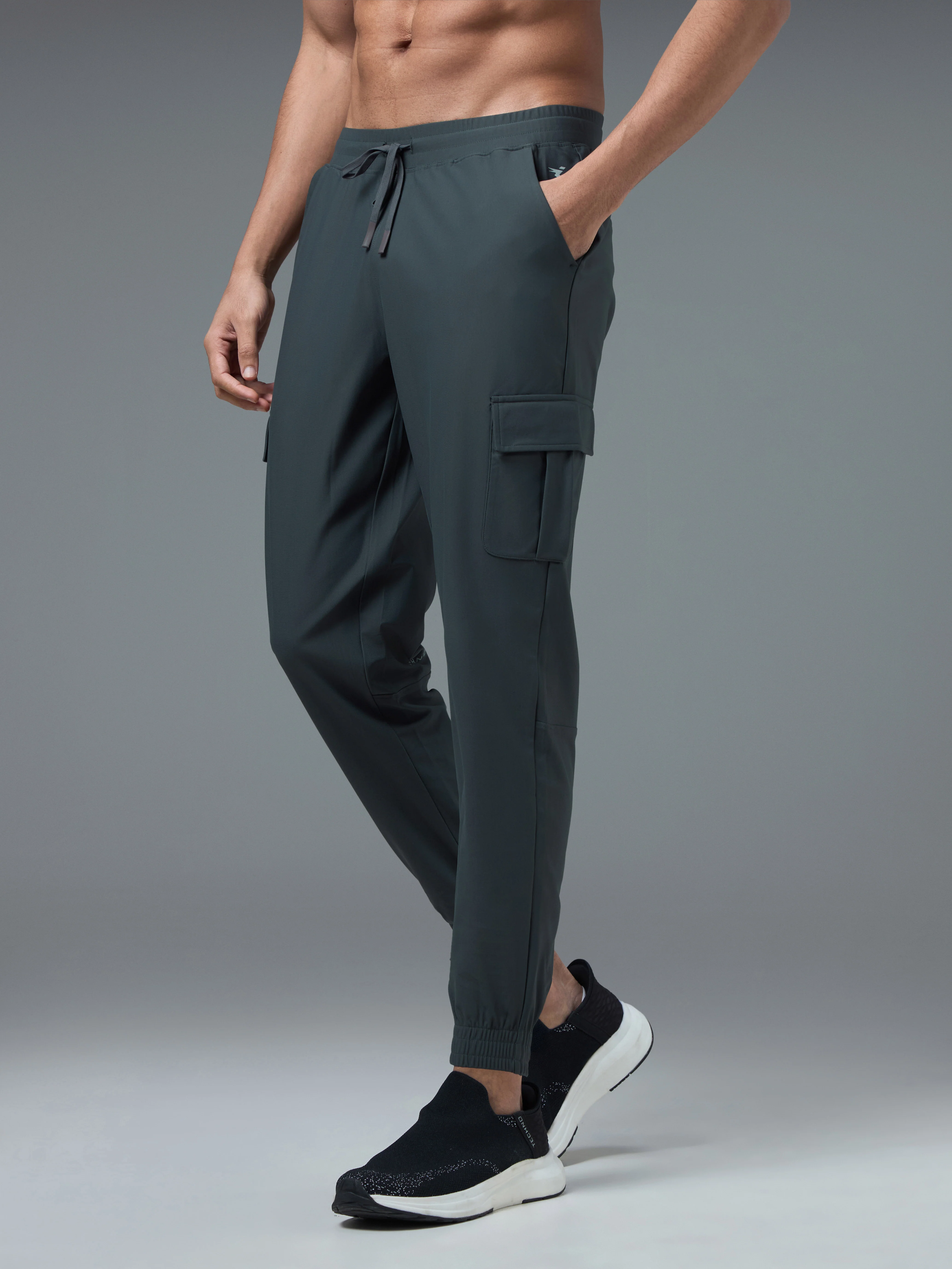 Men Solid Slim Fit Cargo Joggers with DURACOOL+ - Image 4