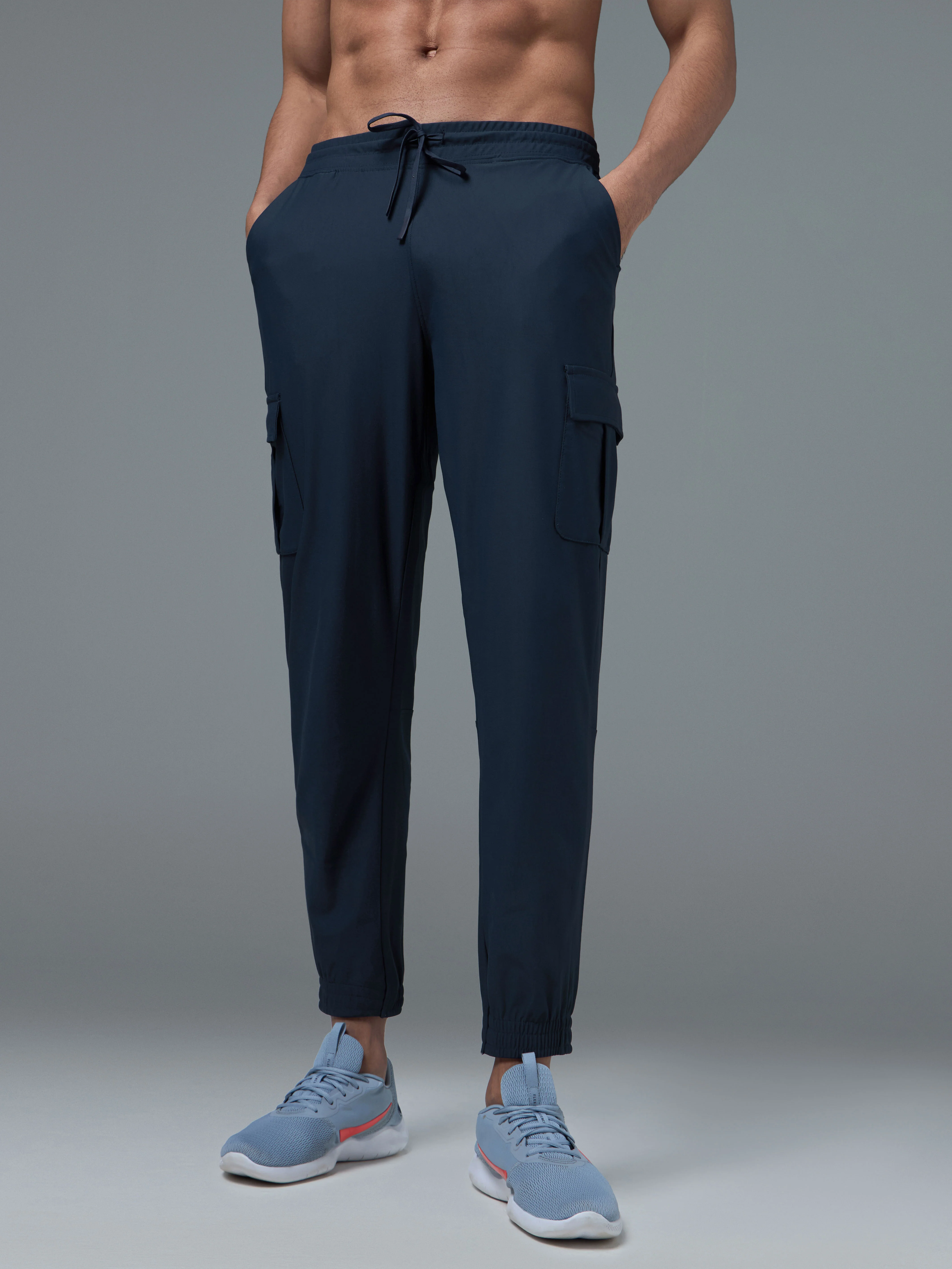 Men Solid Slim Fit Cargo Joggers with DURACOOL+