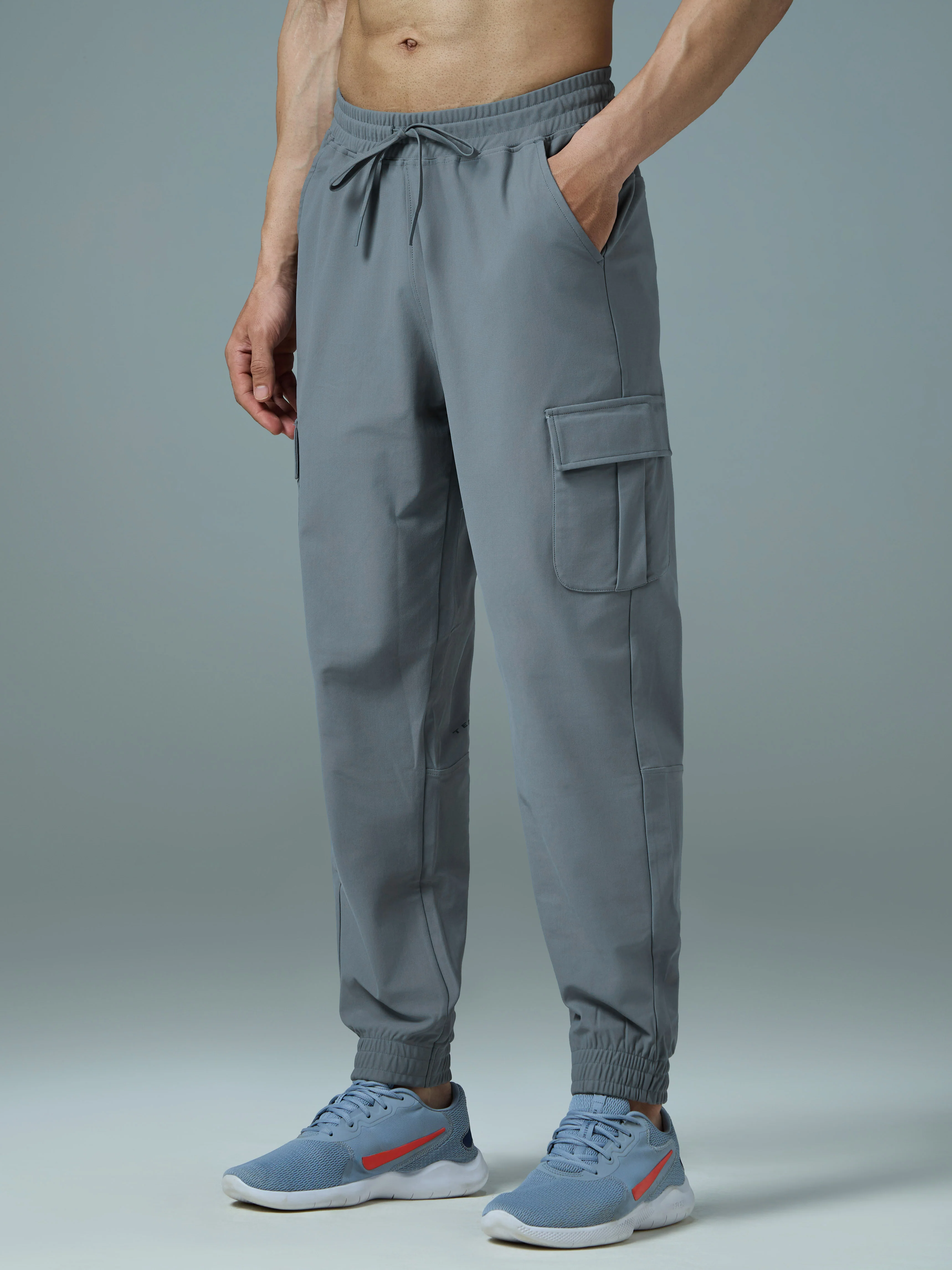 Men Solid Slim Fit Cargo Joggers with DURACOOL+ - Image 4