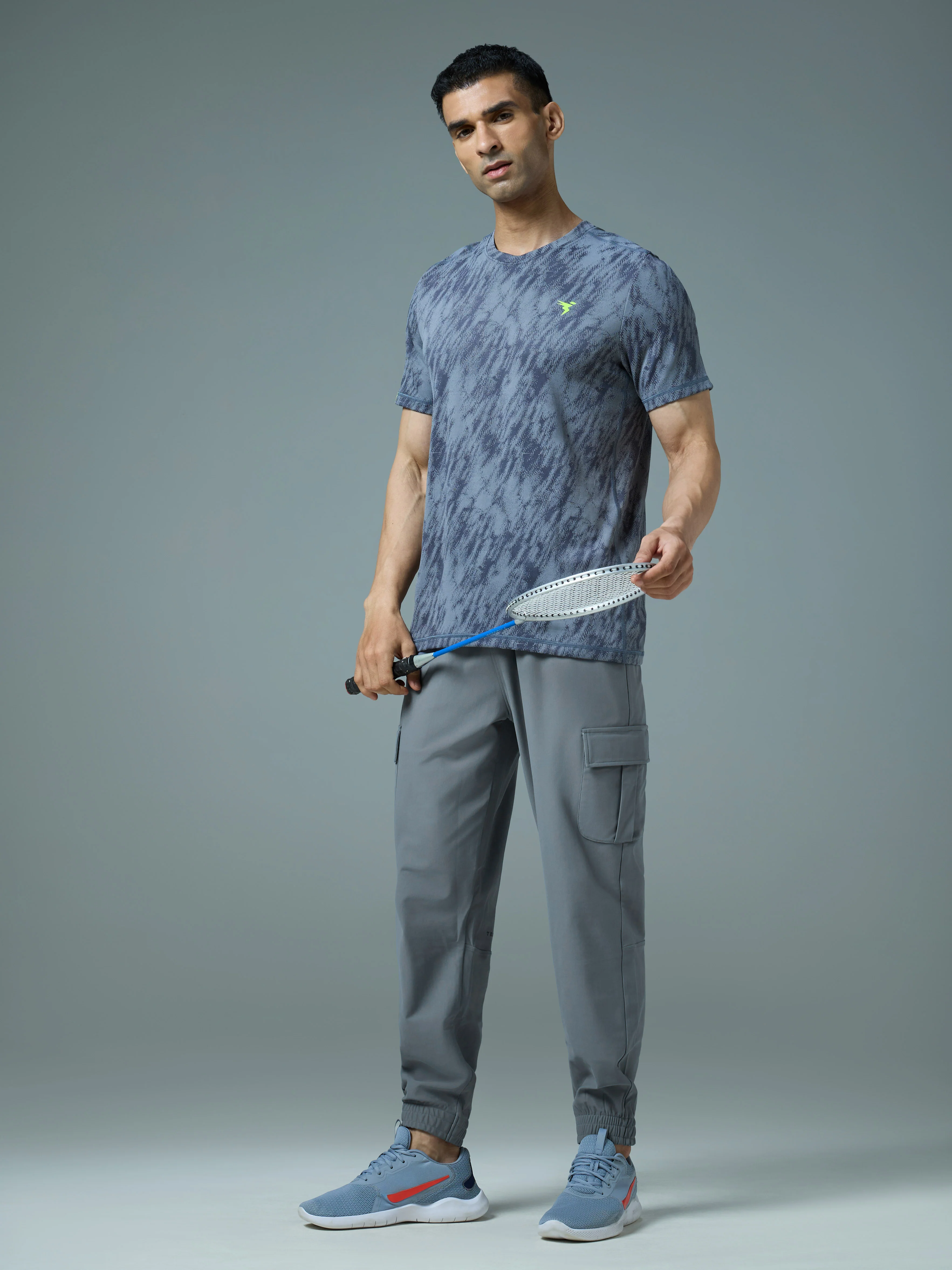 Men Solid Slim Fit Cargo Joggers with DURACOOL+ - Image 5