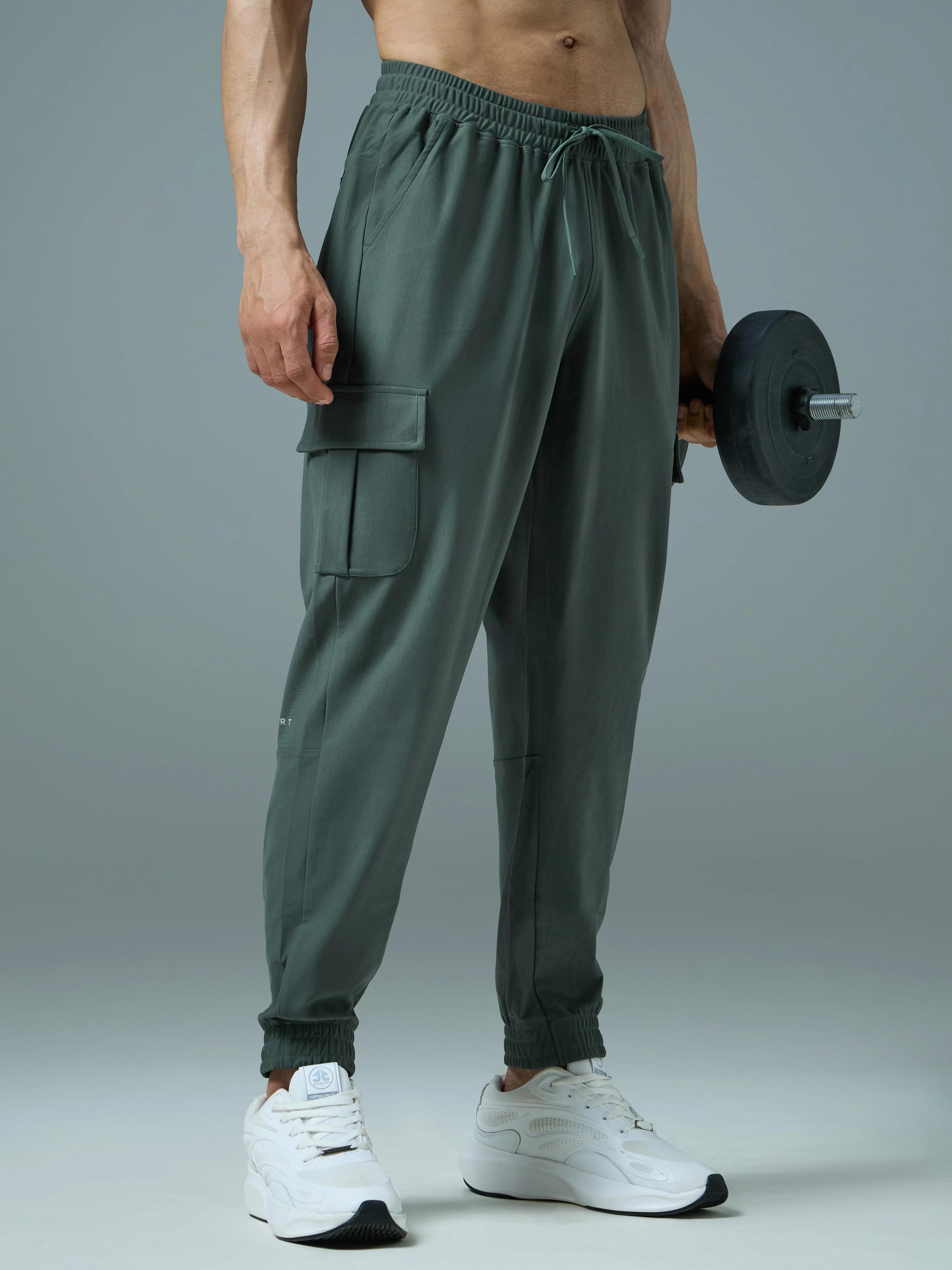 Men Solid Slim Fit Cargo Joggers with DURACOOL+