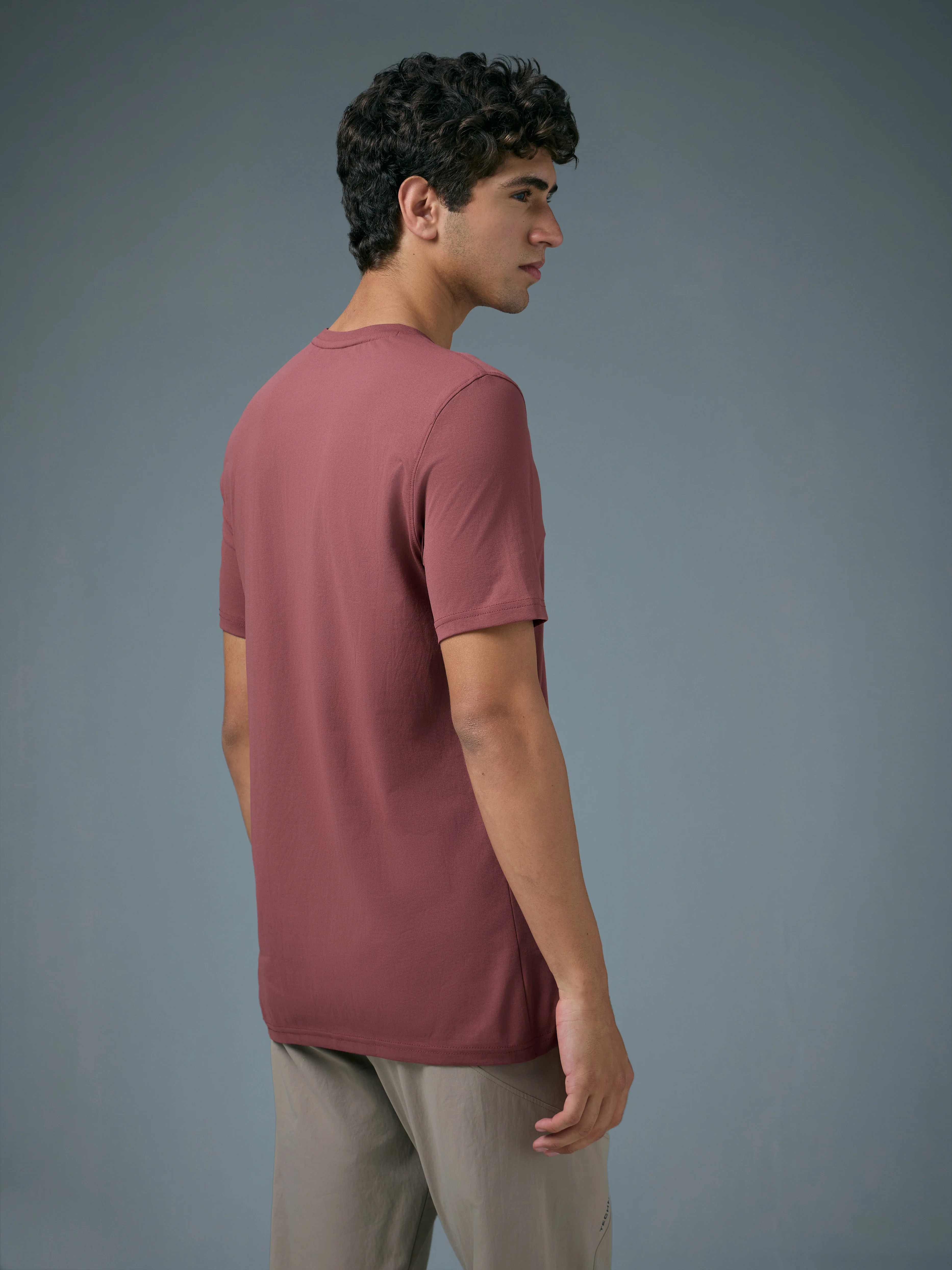 Men Solid Slim Fit Crew Neck T-shirt with COTFLEX - Image 3