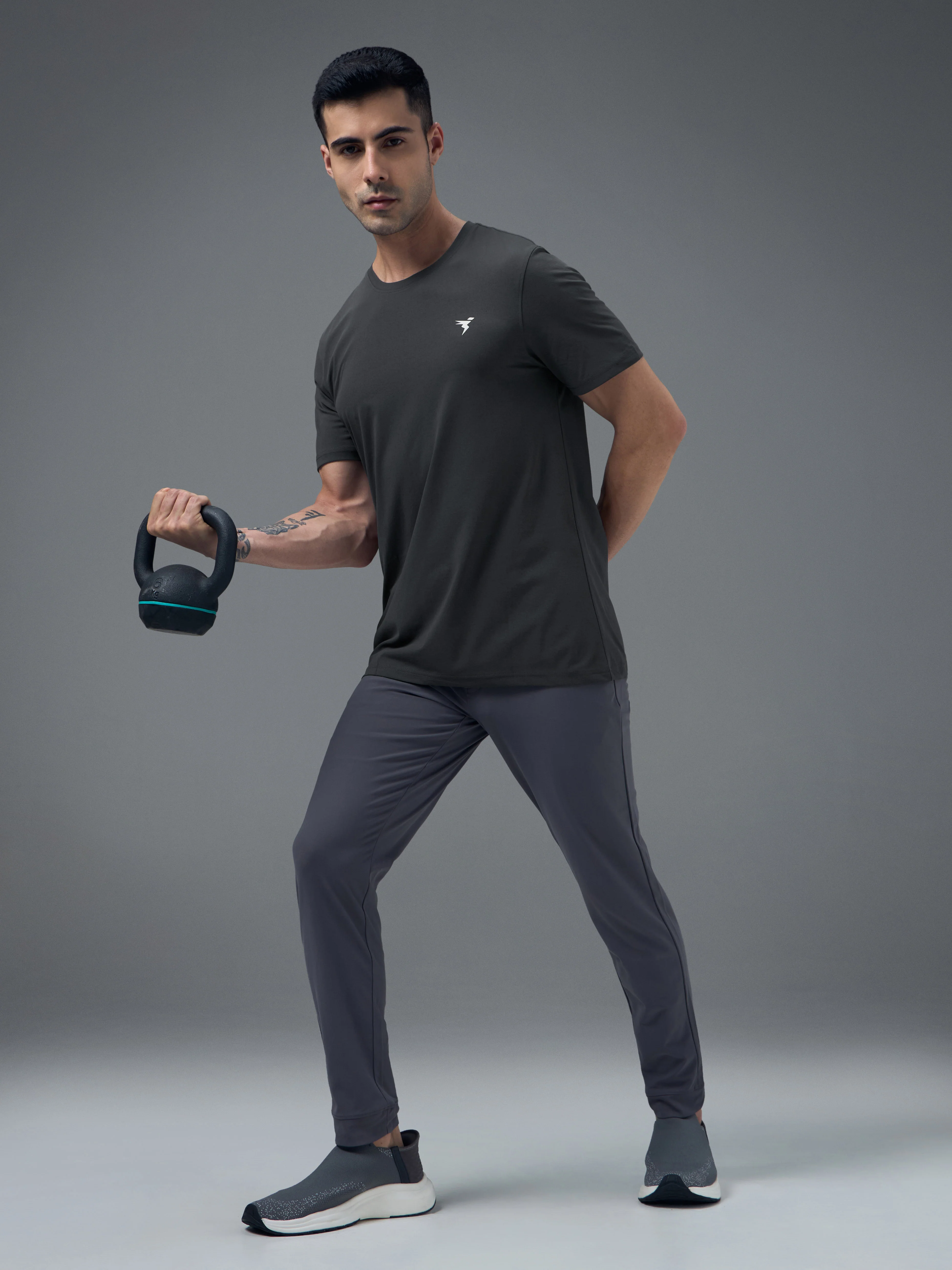Men Solid Slim Fit Crew Neck T-shirt with COTFLEX - Image 6