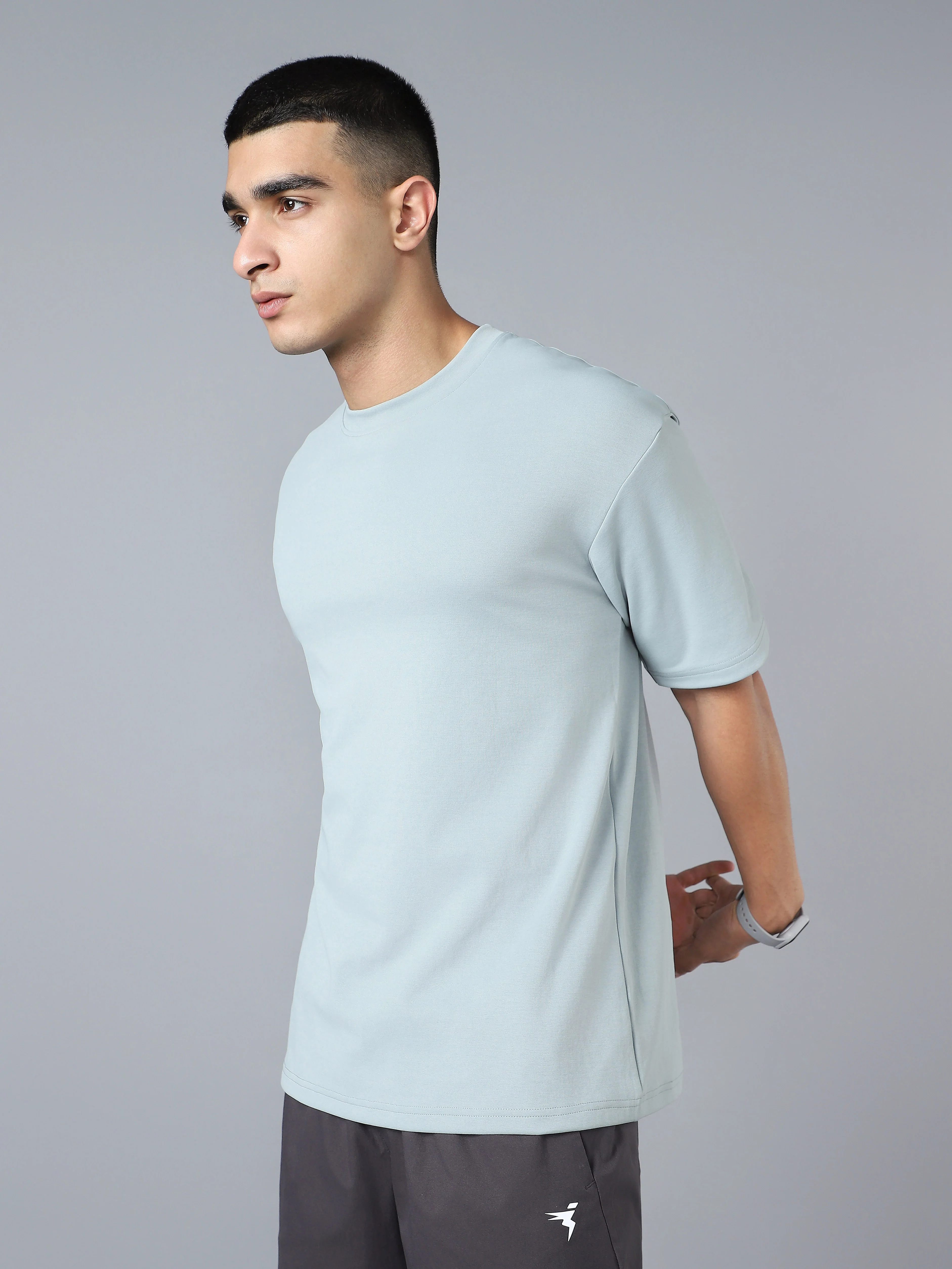Men Solid  Oversized Crew Neck T-shirt with ELASTO PLUS - Image 5