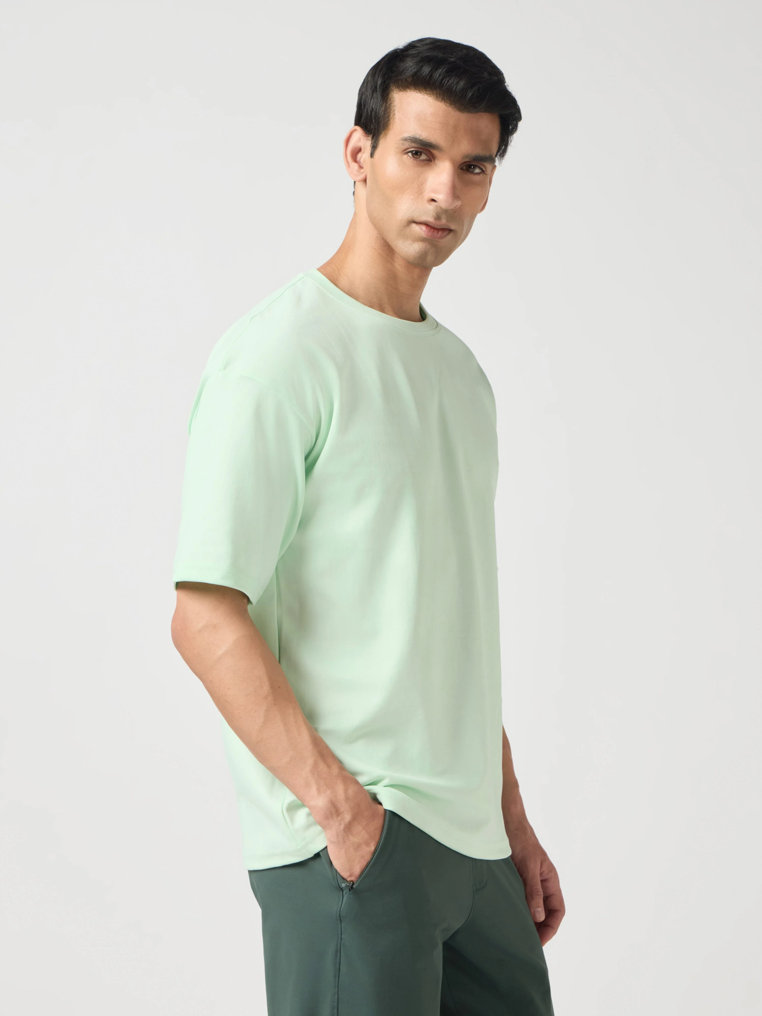 Men Solid  Oversized Crew Neck T-shirt with ELASTO PLUS - Image 4