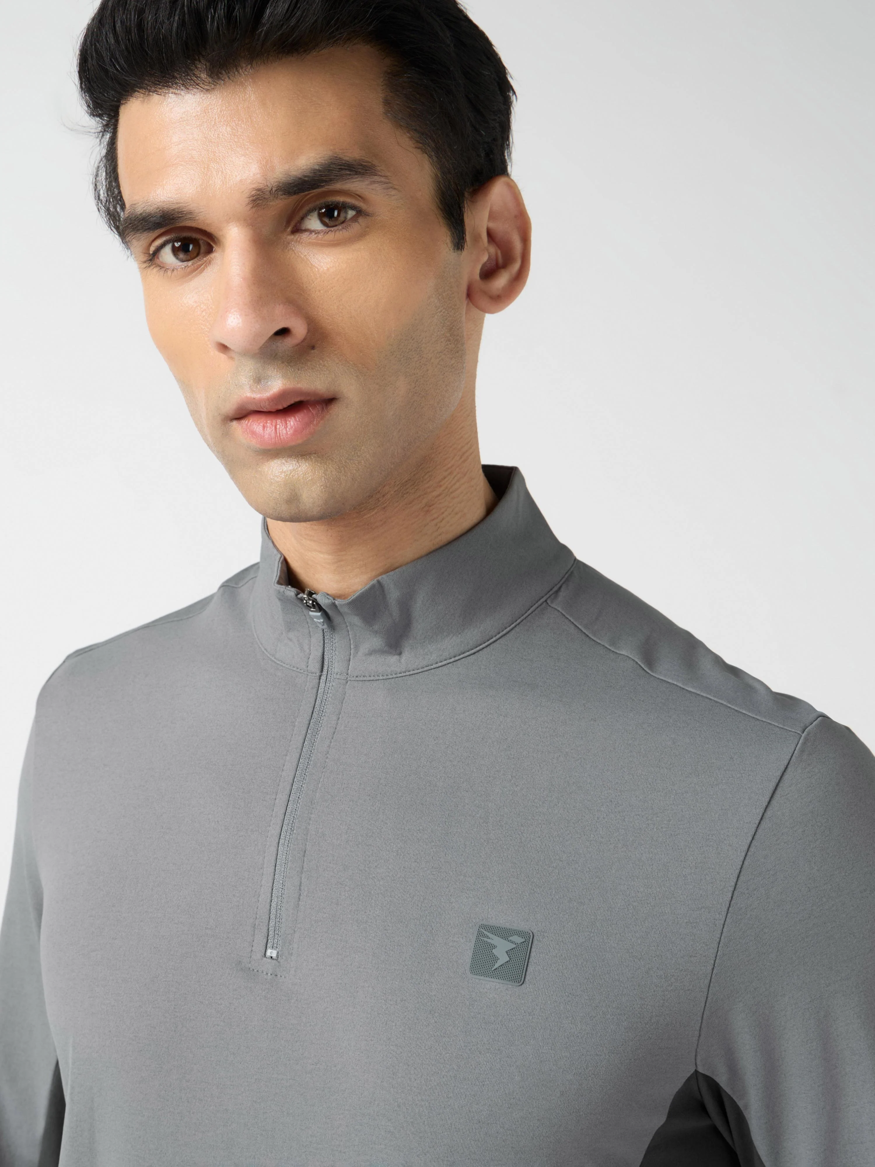 Men Solid Slim Fit Crew Neck T-shirt with ELASTO PLUS - Image 5