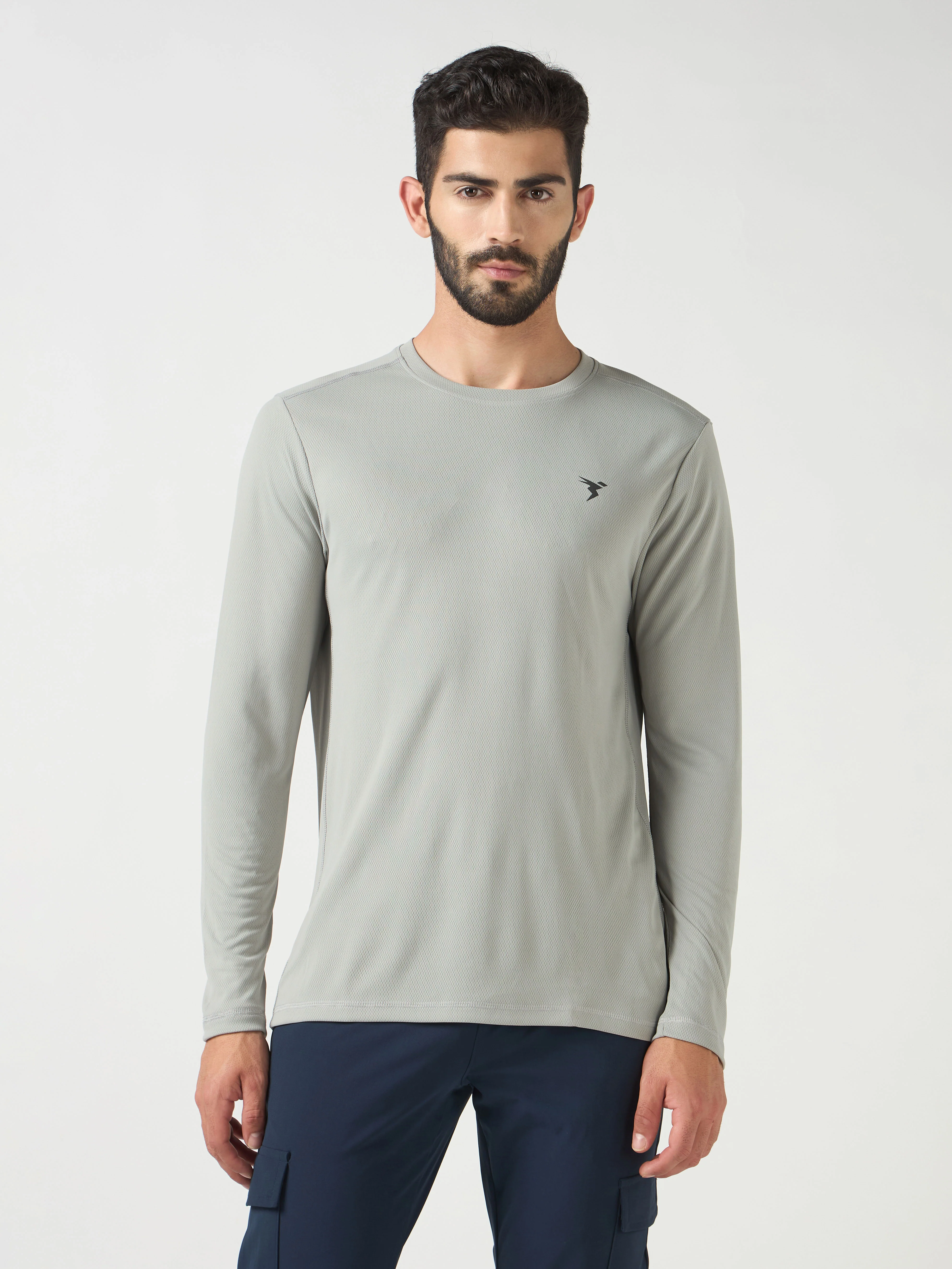 Men Solid Slim Fit Crew Neck T-shirt with TECHNO COOL+