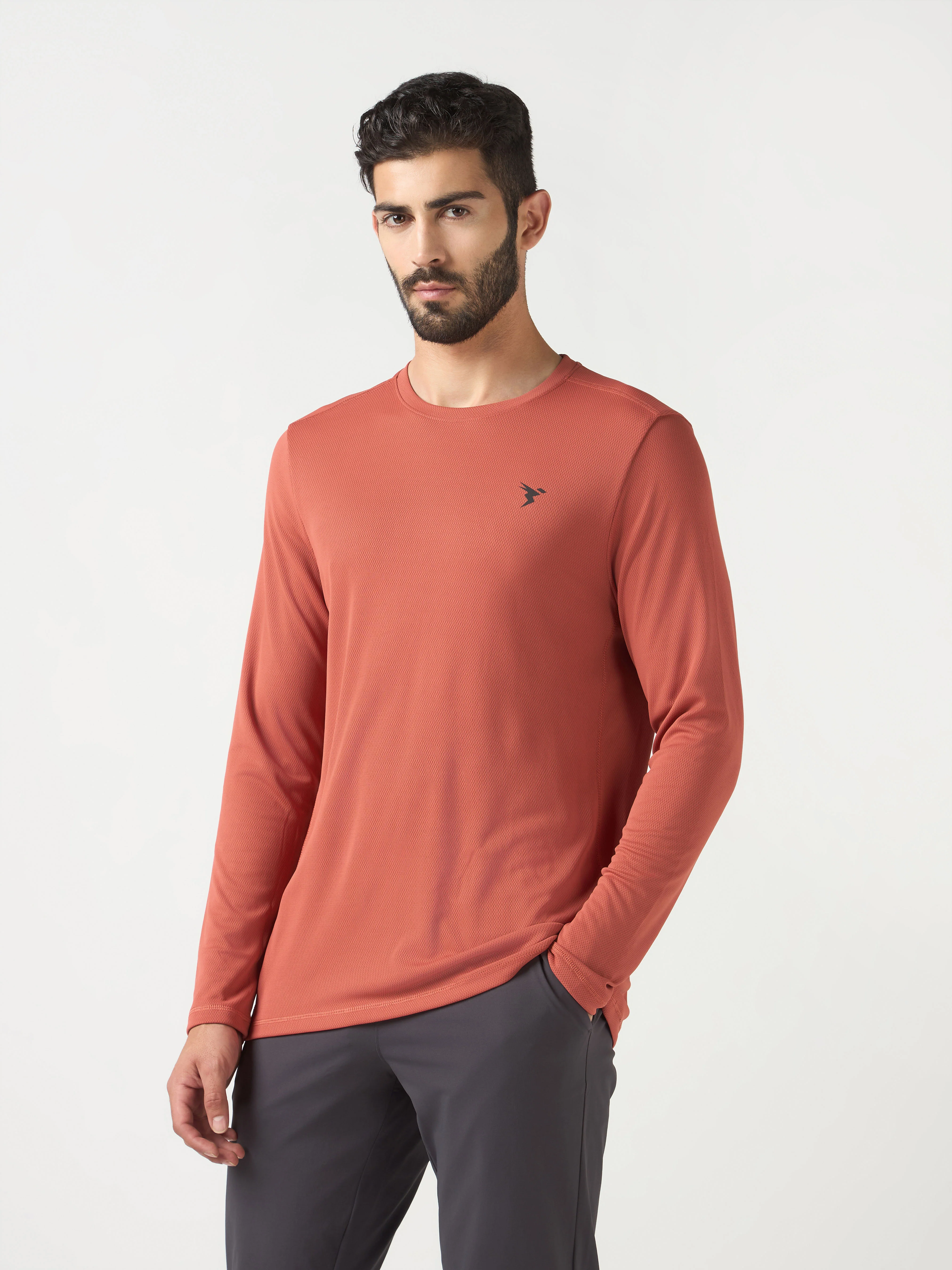 Men Solid Slim Fit Crew Neck T-shirt with TECHNO COOL+ - Image 3