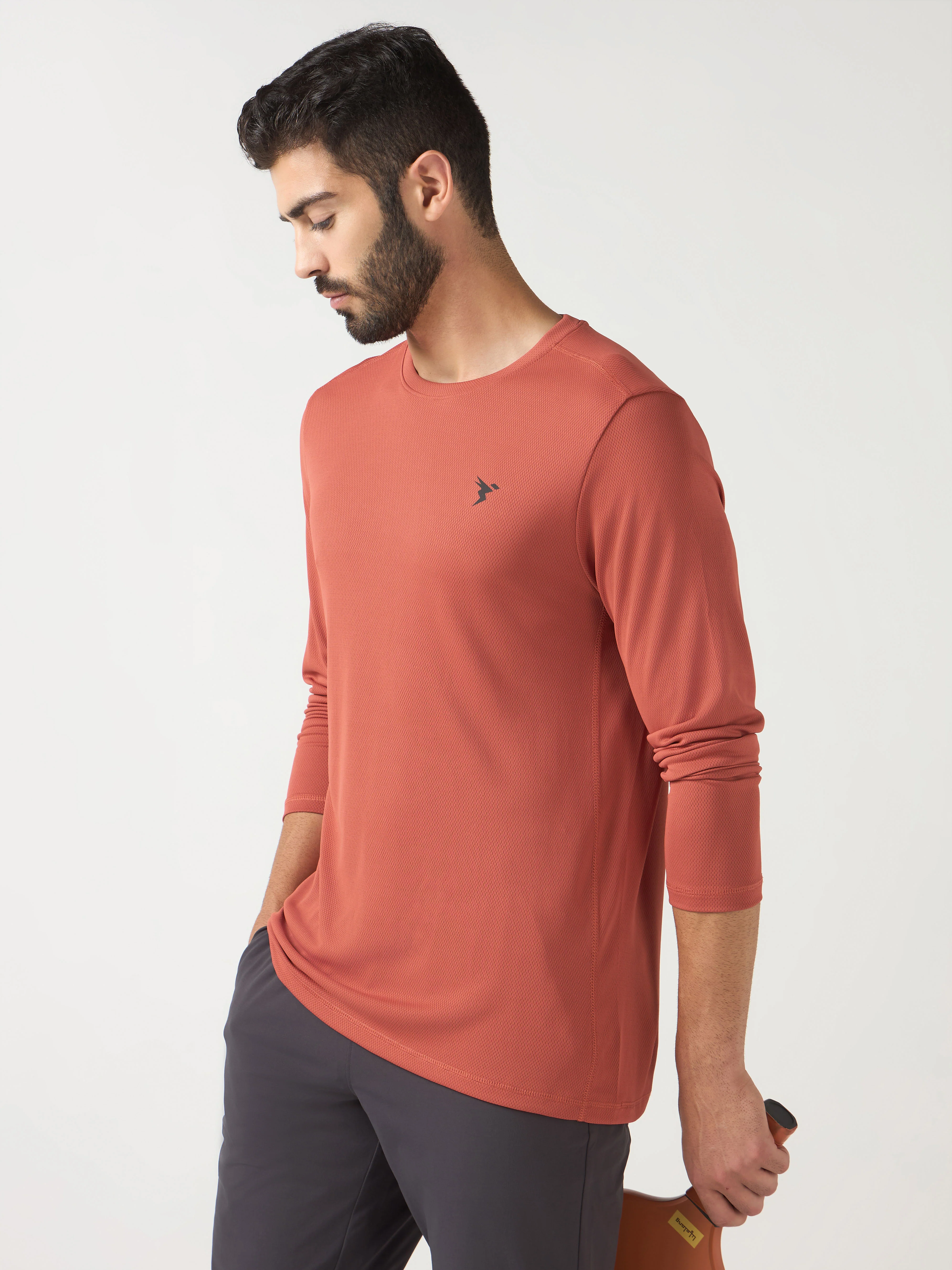 Men Solid Slim Fit Crew Neck T-shirt with TECHNO COOL+ - Image 4
