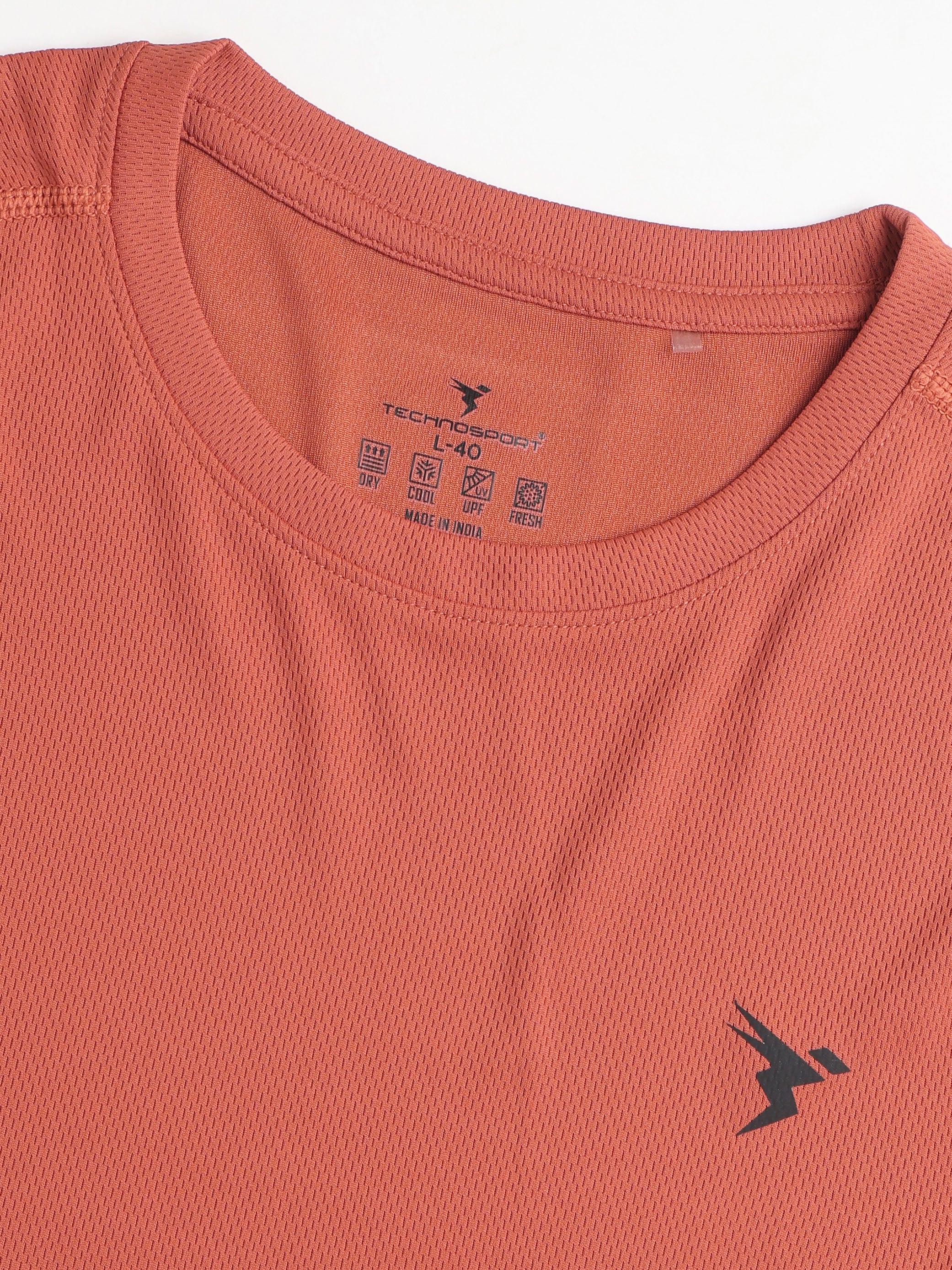Men Solid Slim Fit Crew Neck T-shirt with TECHNO COOL+ - Image 7