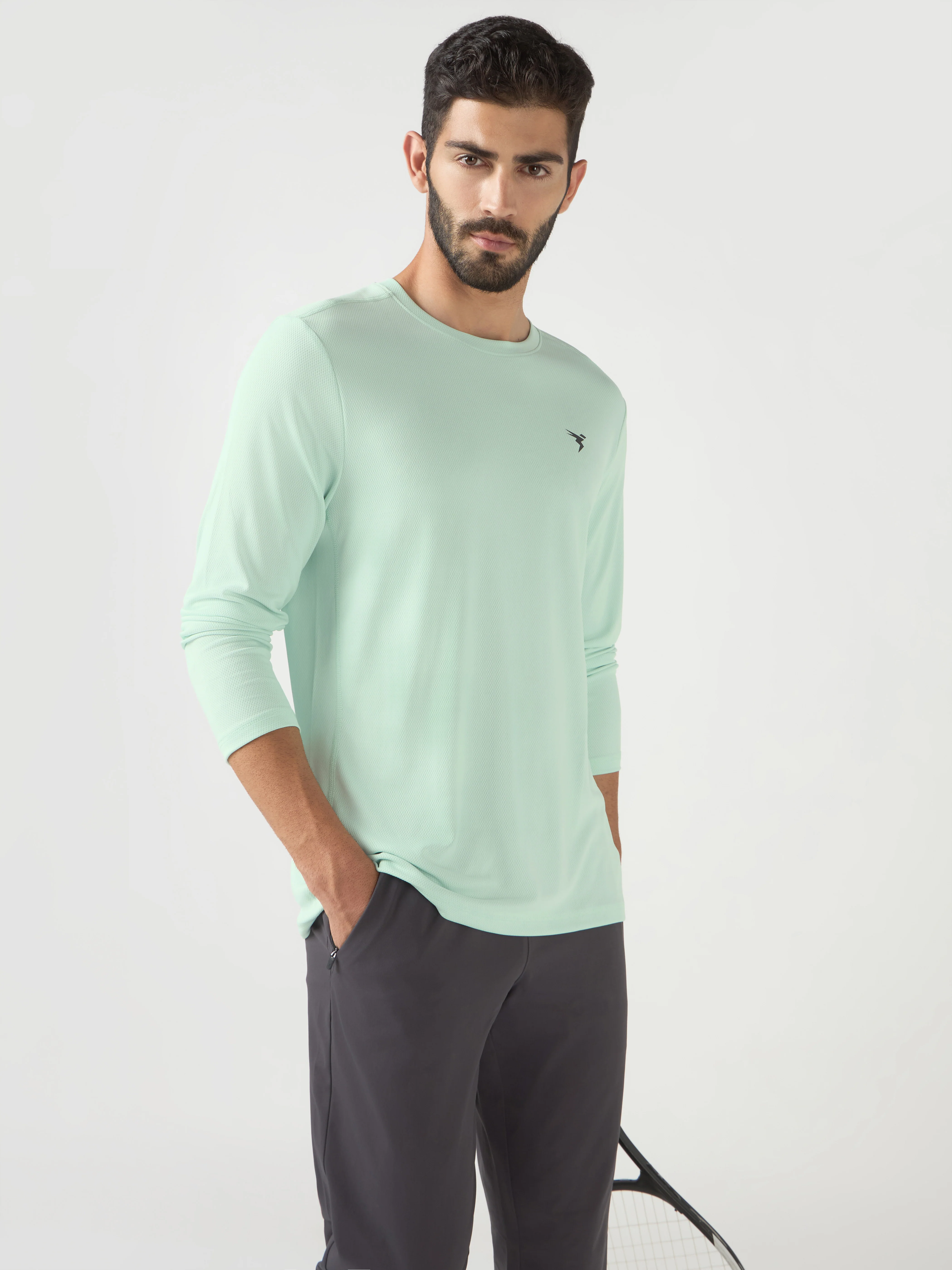Men Solid Slim Fit Crew Neck T-shirt with TECHNO COOL+ - Image 4