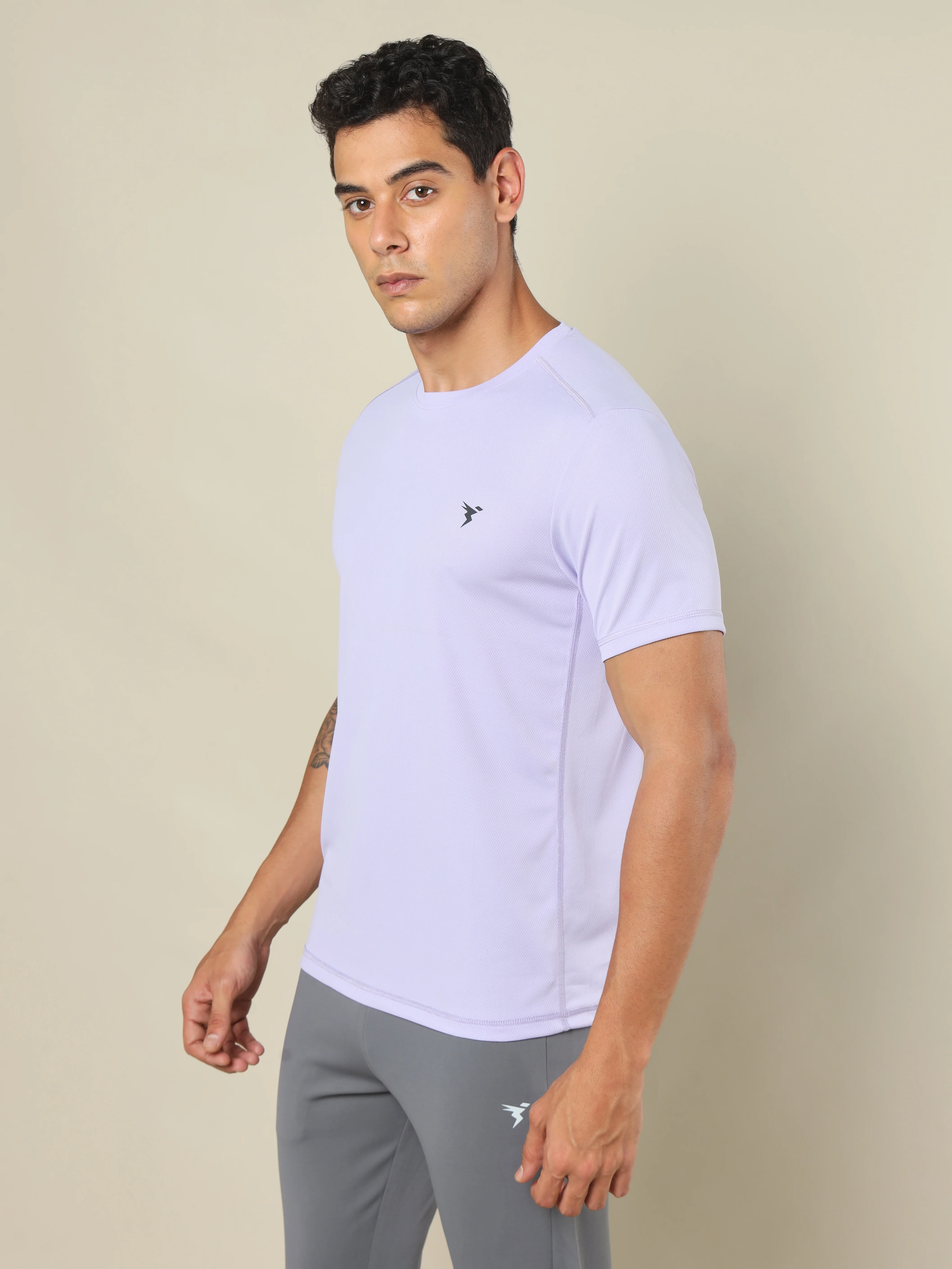Men Solid Slim Fit Crew Neck T-shirt with TECHNO COOL+ - Image 3