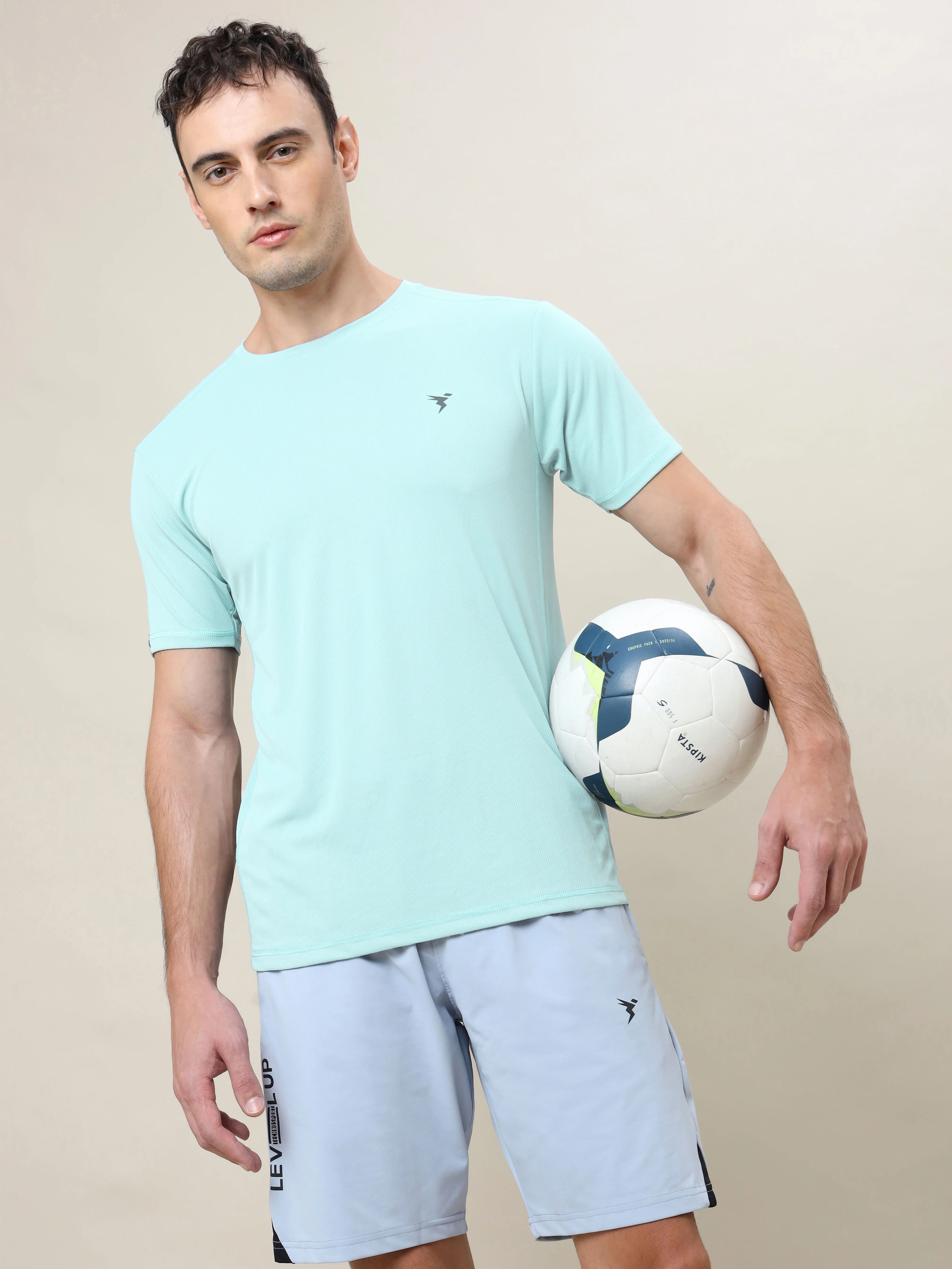Men Solid Slim Fit Crew Neck T-shirt with TECHNO COOL+