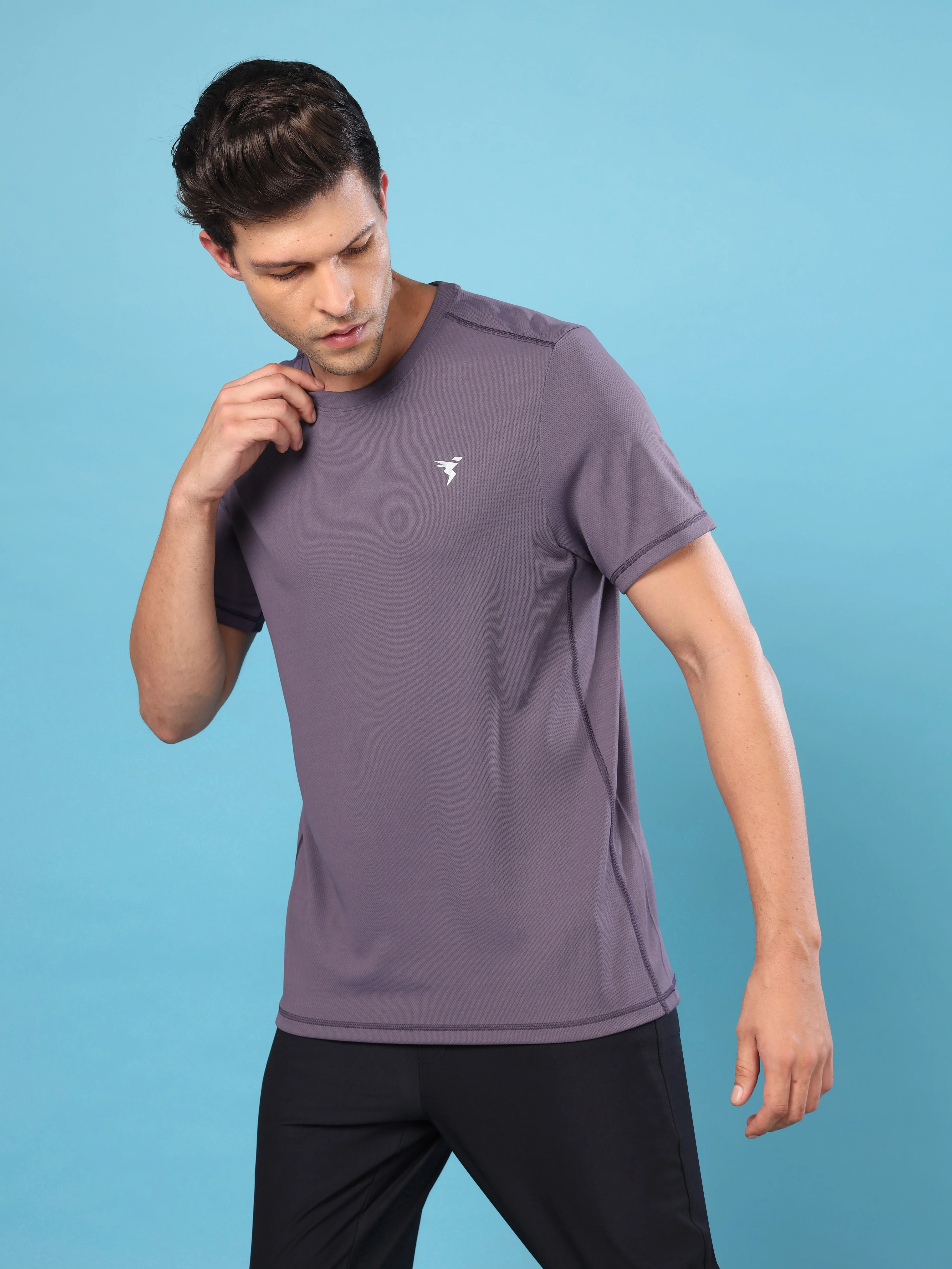 Men Solid Slim Fit Crew Neck T-shirt with TECHNO COOL+ - Image 3