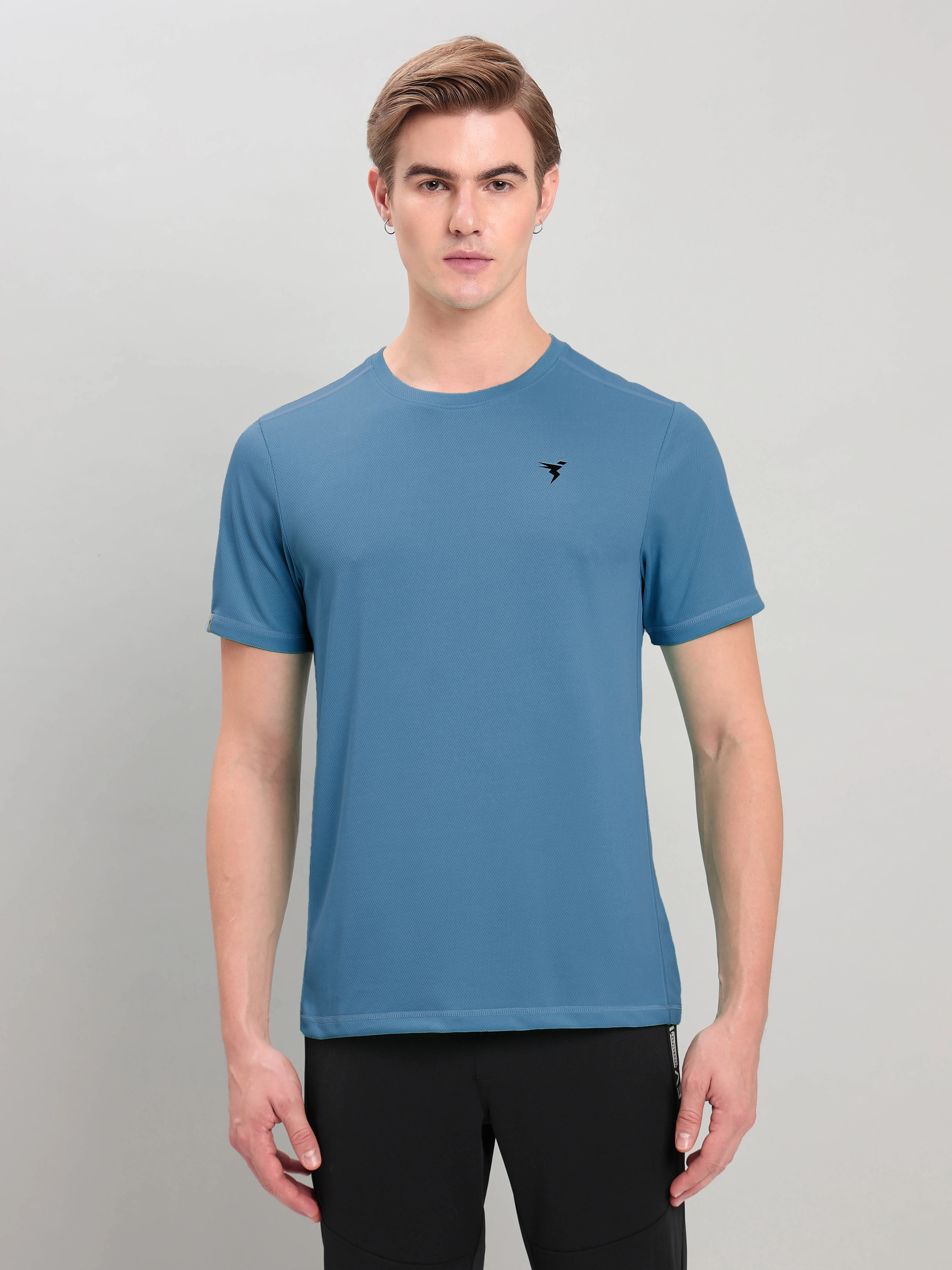 Men Solid Slim Fit Crew Neck T-shirt with TECHNO COOL+ - Image 2