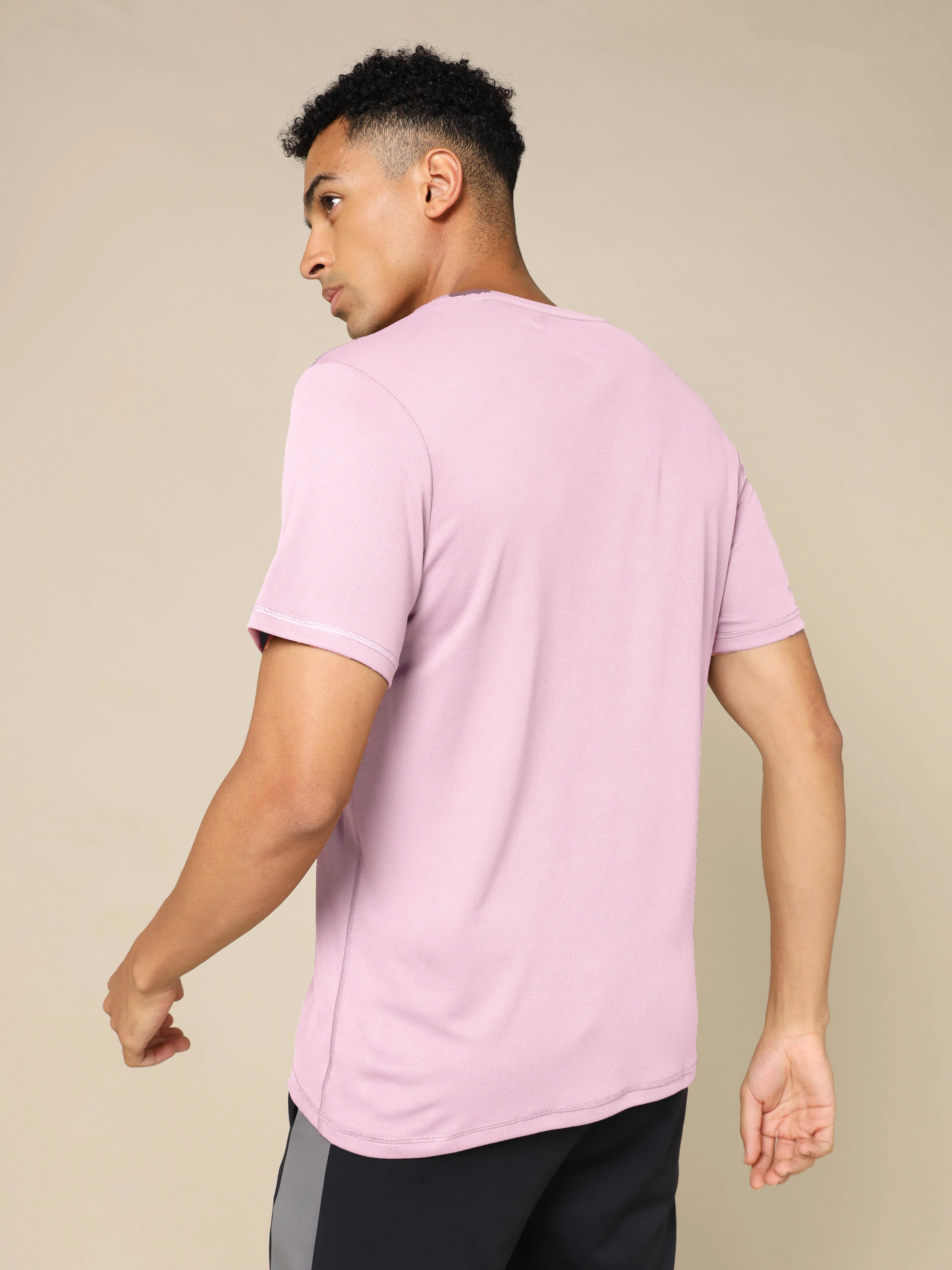 Men Solid Slim Fit Crew Neck T-shirt with TECHNO COOL+ - Image 3