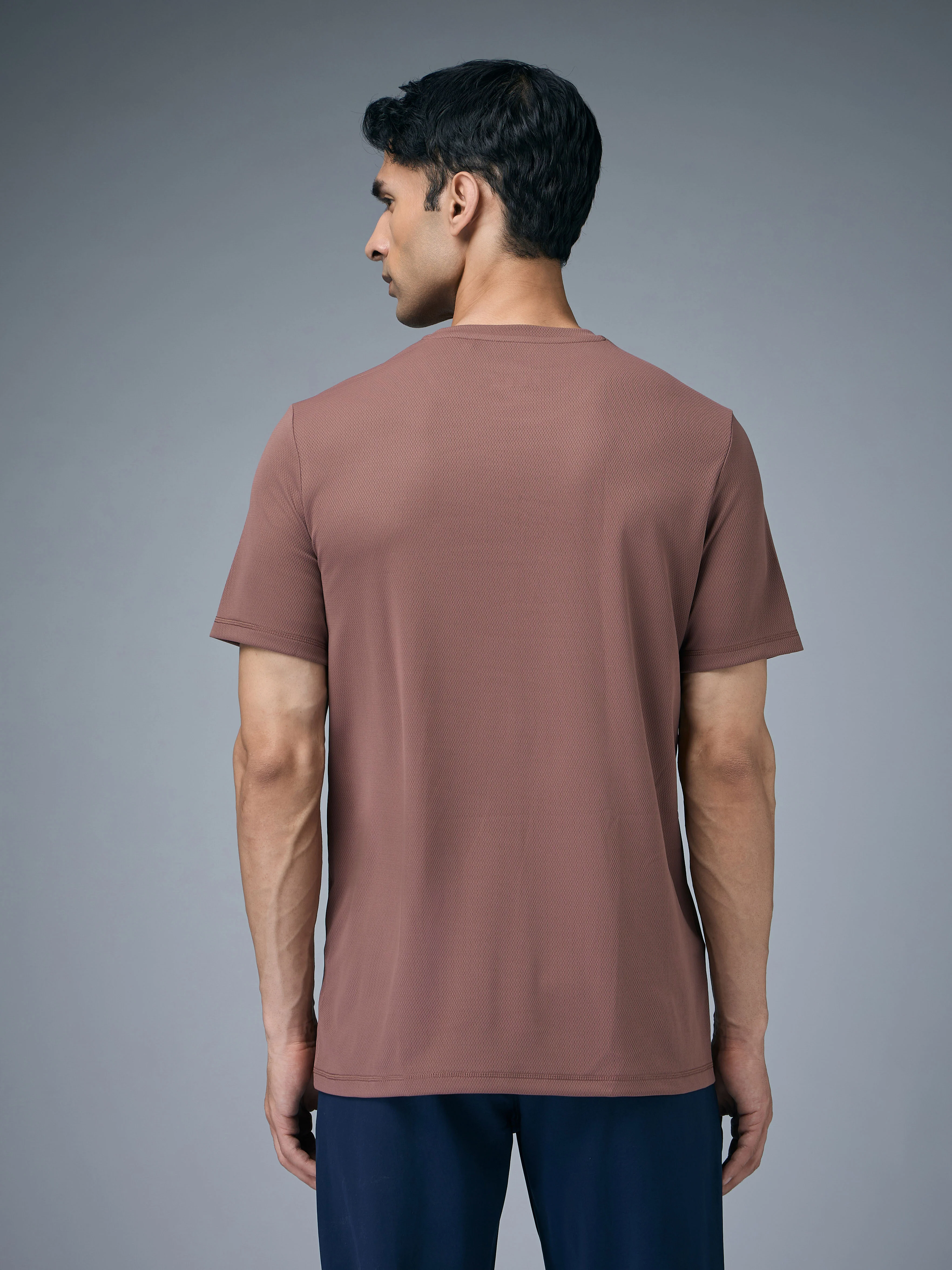 Men Solid Slim Fit Crew Neck T-shirt with TECHNO COOL+ - Image 3
