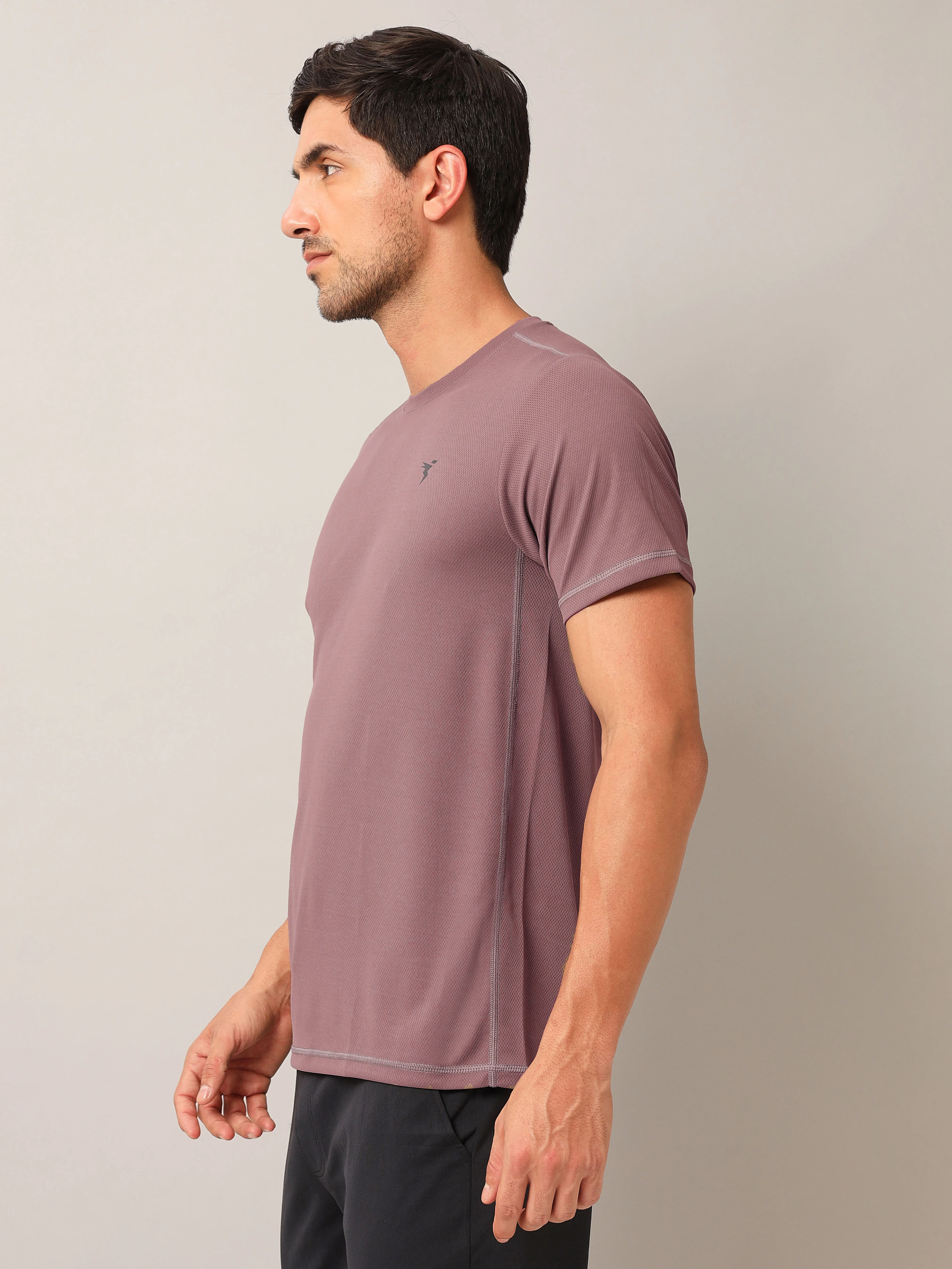 Men Solid Slim Fit Crew Neck T-shirt with TECHNO COOL+ - Image 5