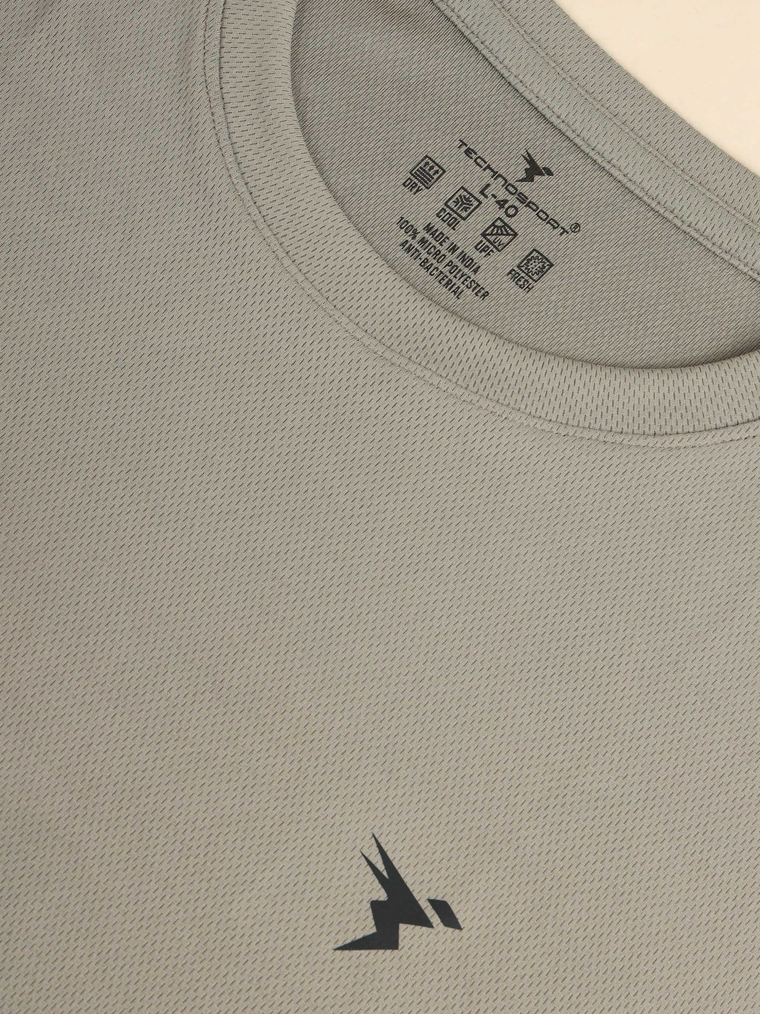 Men Solid Slim Fit Crew Neck T-shirt with TECHNO COOL+ - Image 7