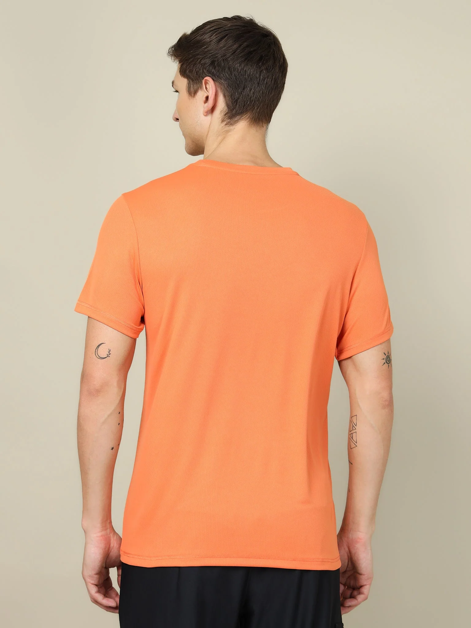 Men Solid Slim Fit Crew Neck T-shirt with TECHNO COOL+ - Image 3