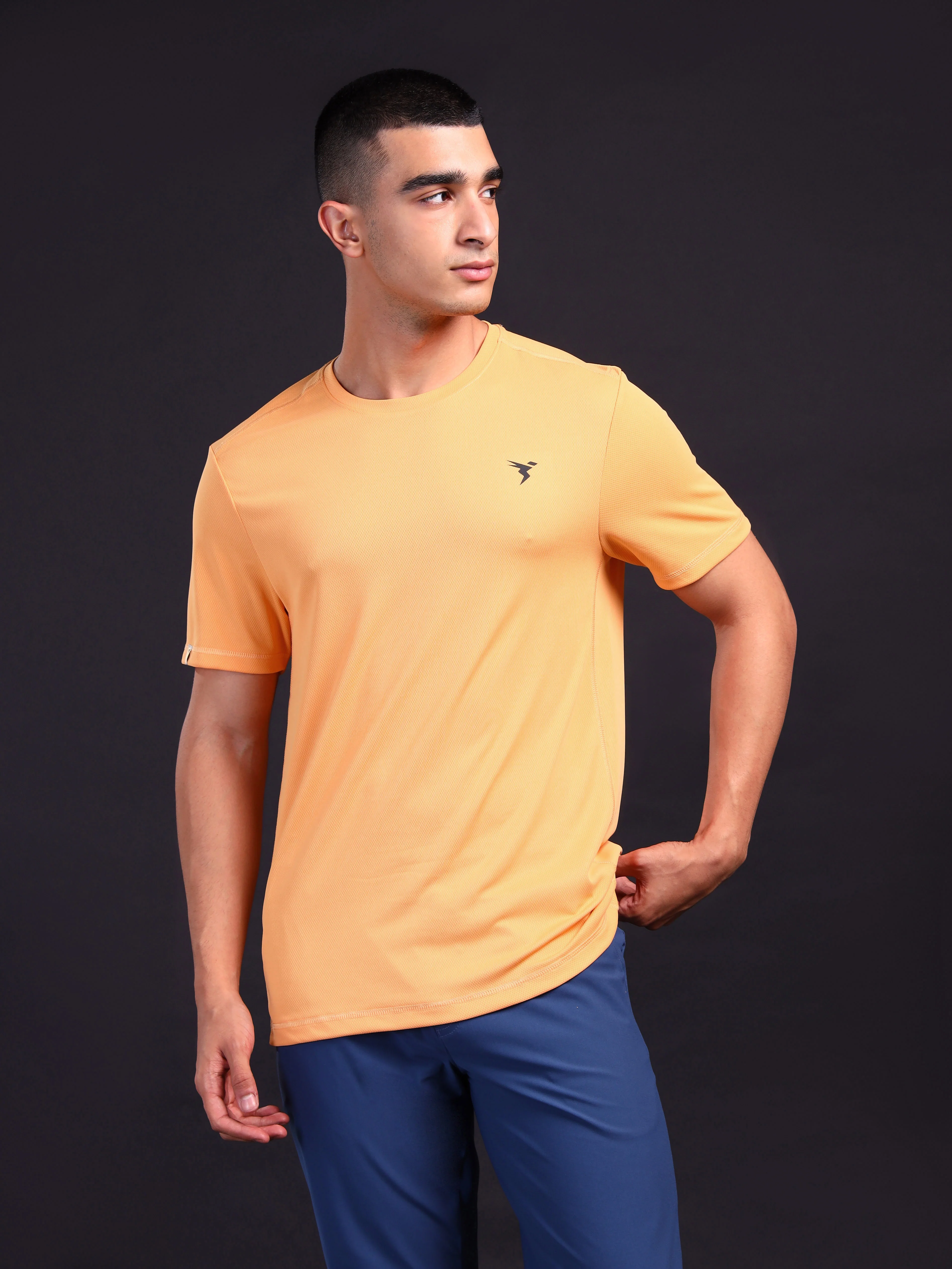 Men Solid Slim Fit Crew Neck T-shirt with TECHNO COOL+ - Image 2