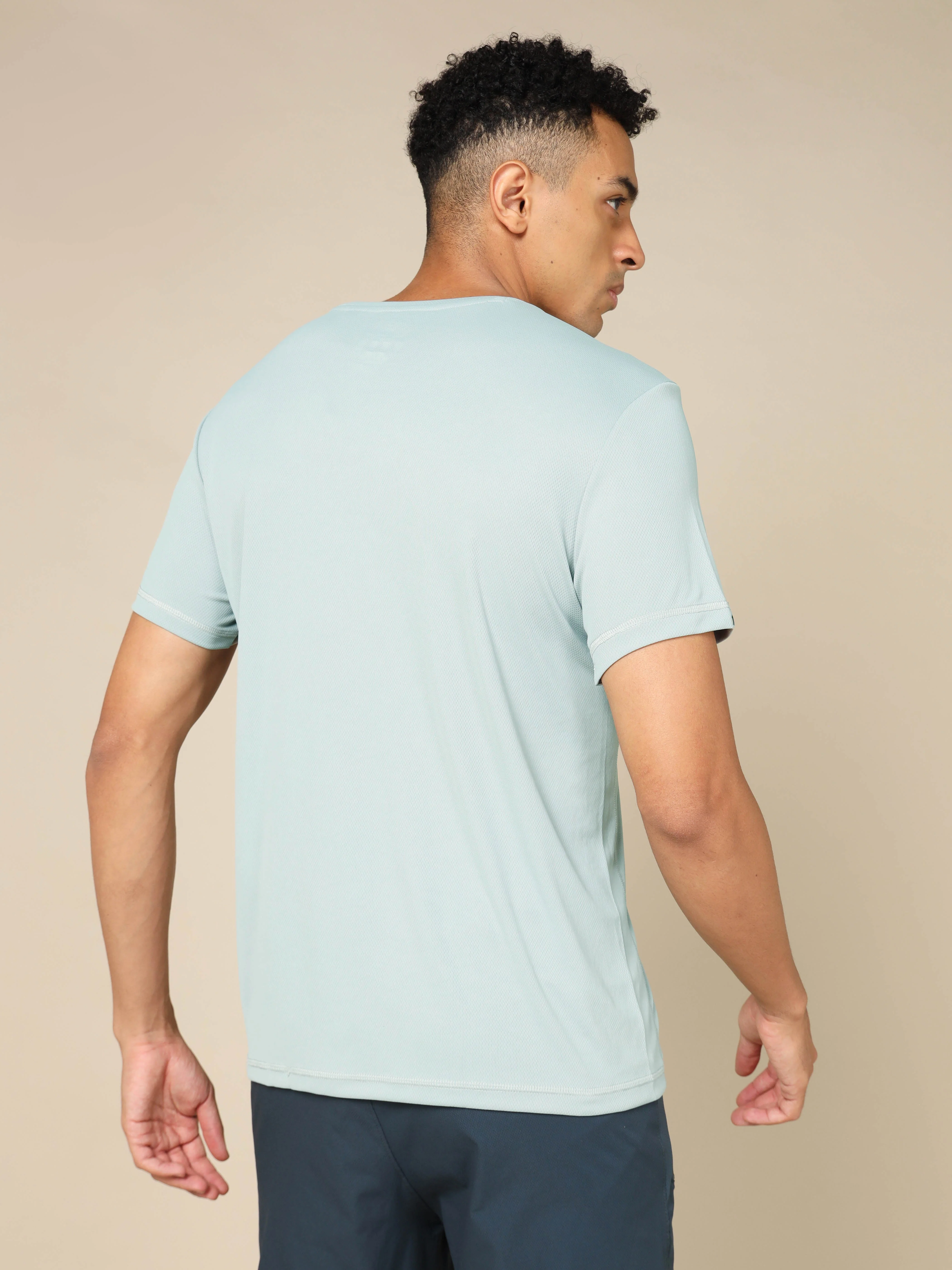 Men Solid Slim Fit Crew Neck T-shirt with TECHNO COOL+ - Image 3