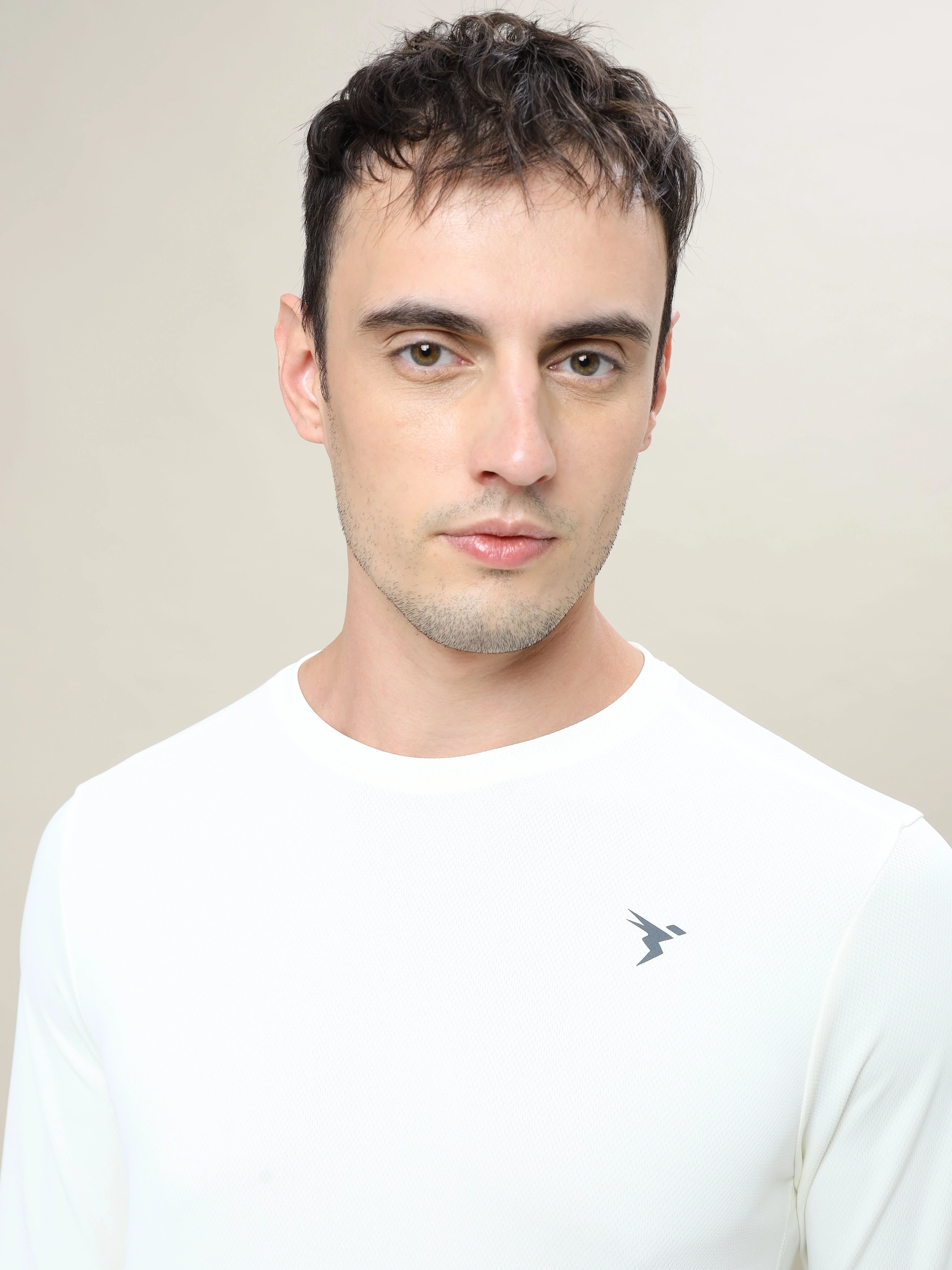 Men Solid Slim Fit Crew Neck T-shirt with TECHNO COOL+ - Image 6