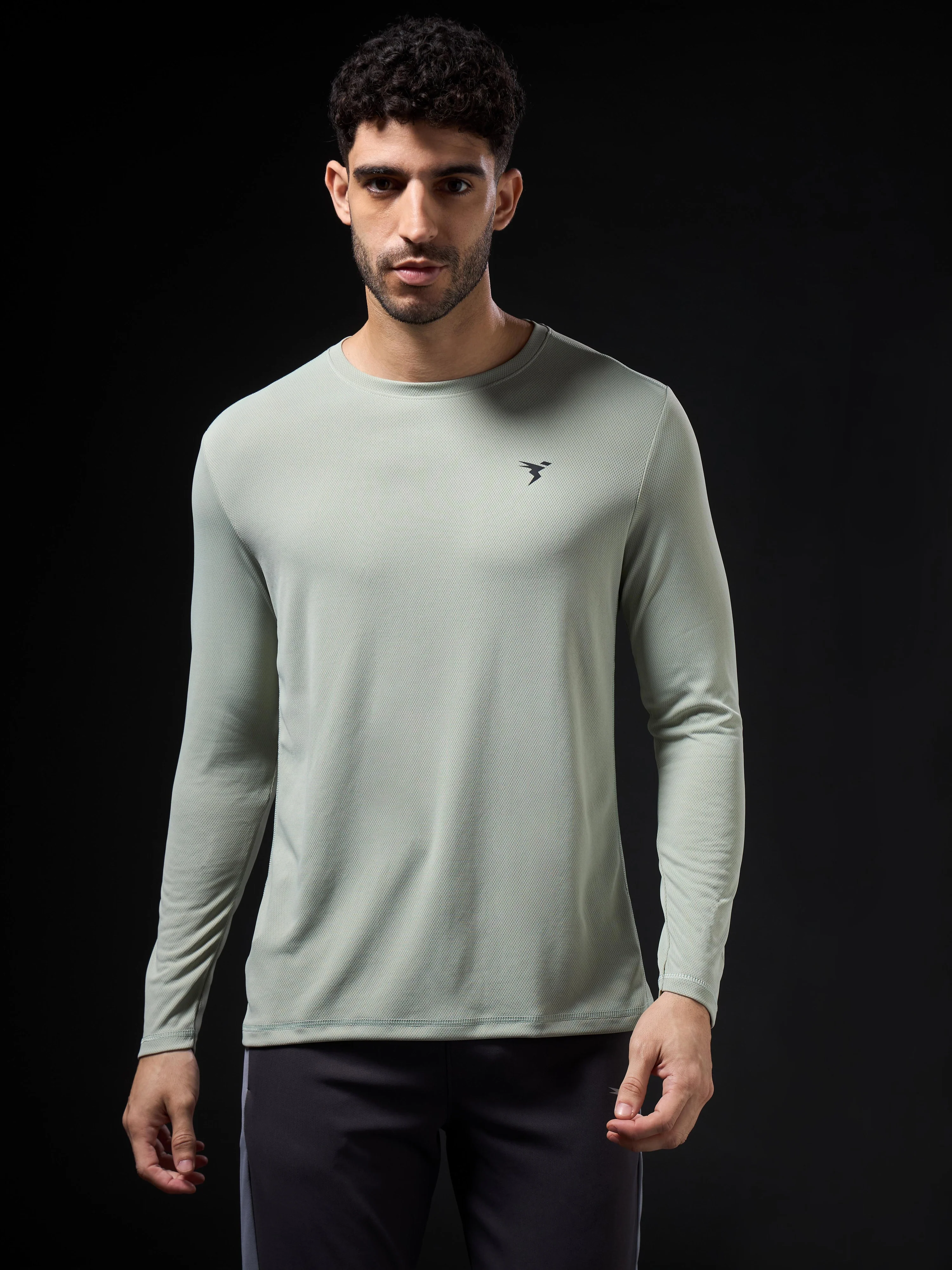 Men Solid Slim Fit Crew Neck T-shirt with TECHNO COOL+ - Image 2