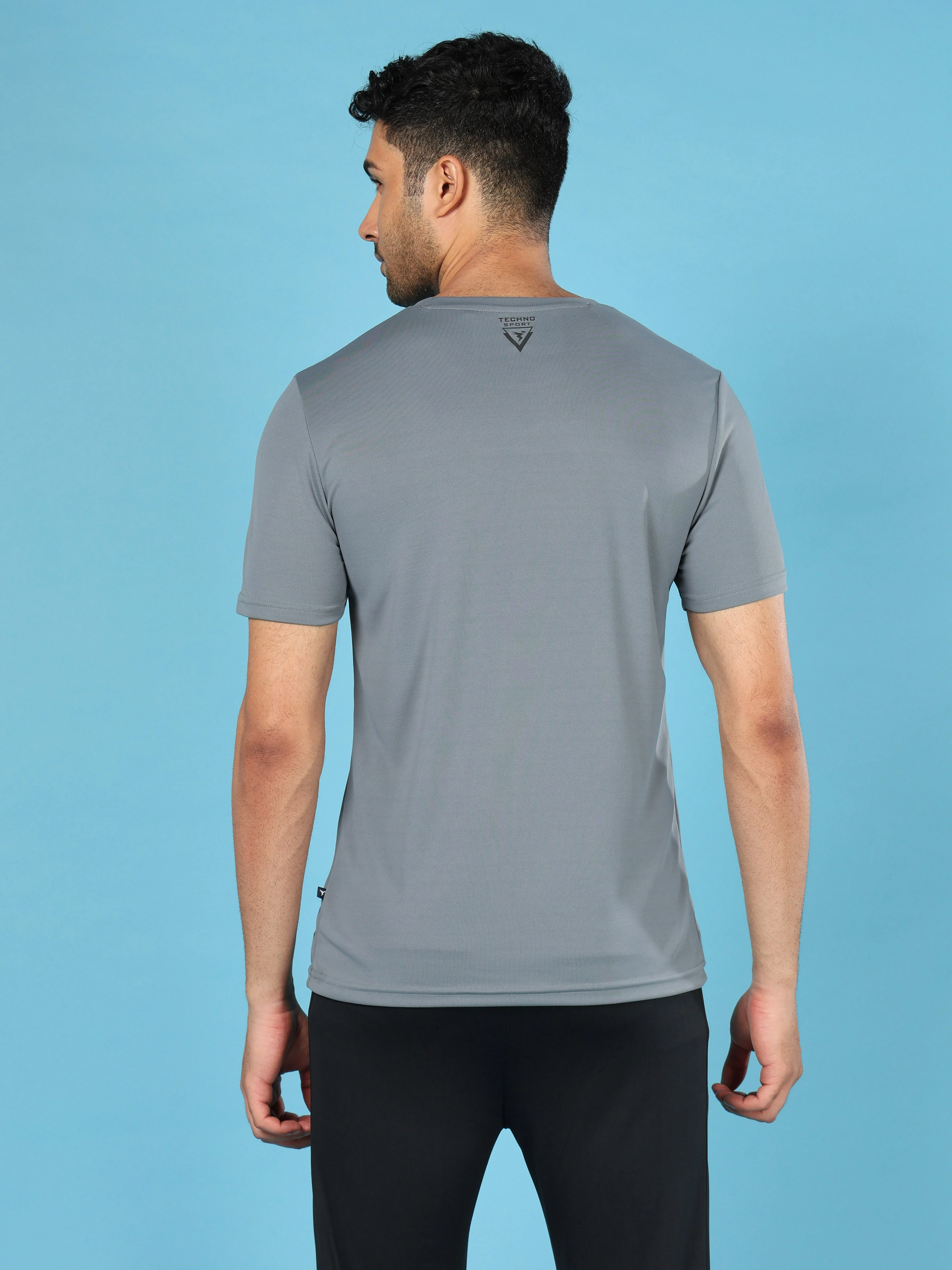 Men Solid Slim Fit Crew Neck T-shirt with TECHNO COOL+ - Image 3