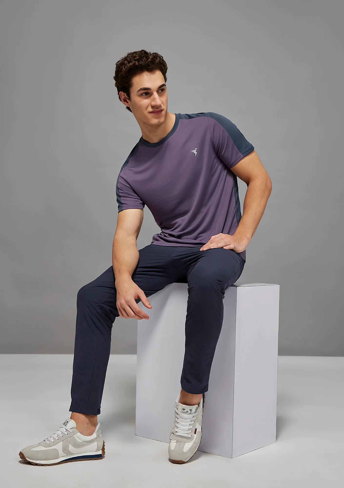 Men Solid Slim Fit Crew Neck T-shirt with TECHNO COOL+ - Image 2