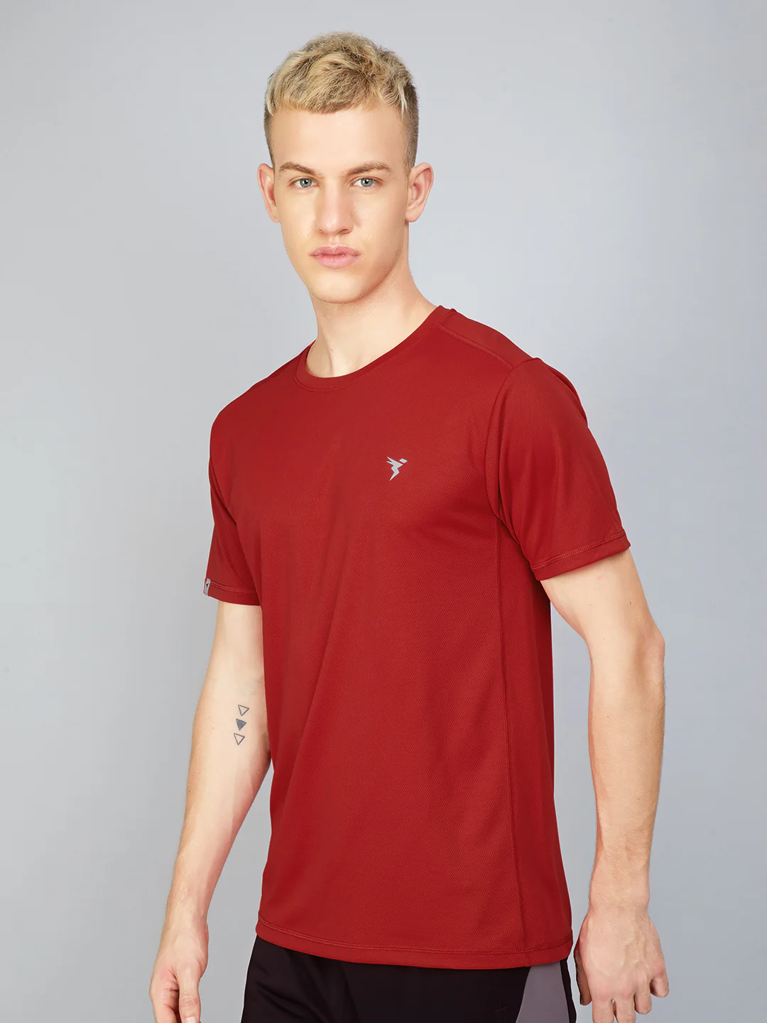 Men Solid Slim Fit Crew Neck T-shirt with TECHNO COOL+ (Pack of 3) - Image 2