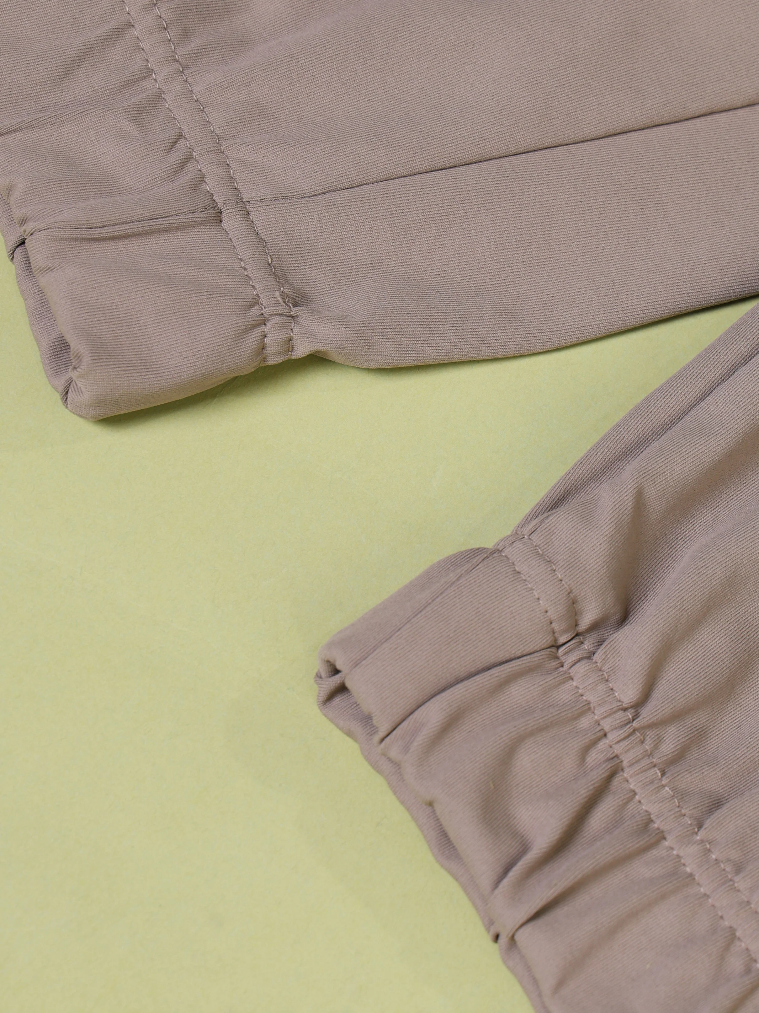 Men Solid Slim Fit Joggers with ELASTOPLUS - Image 10