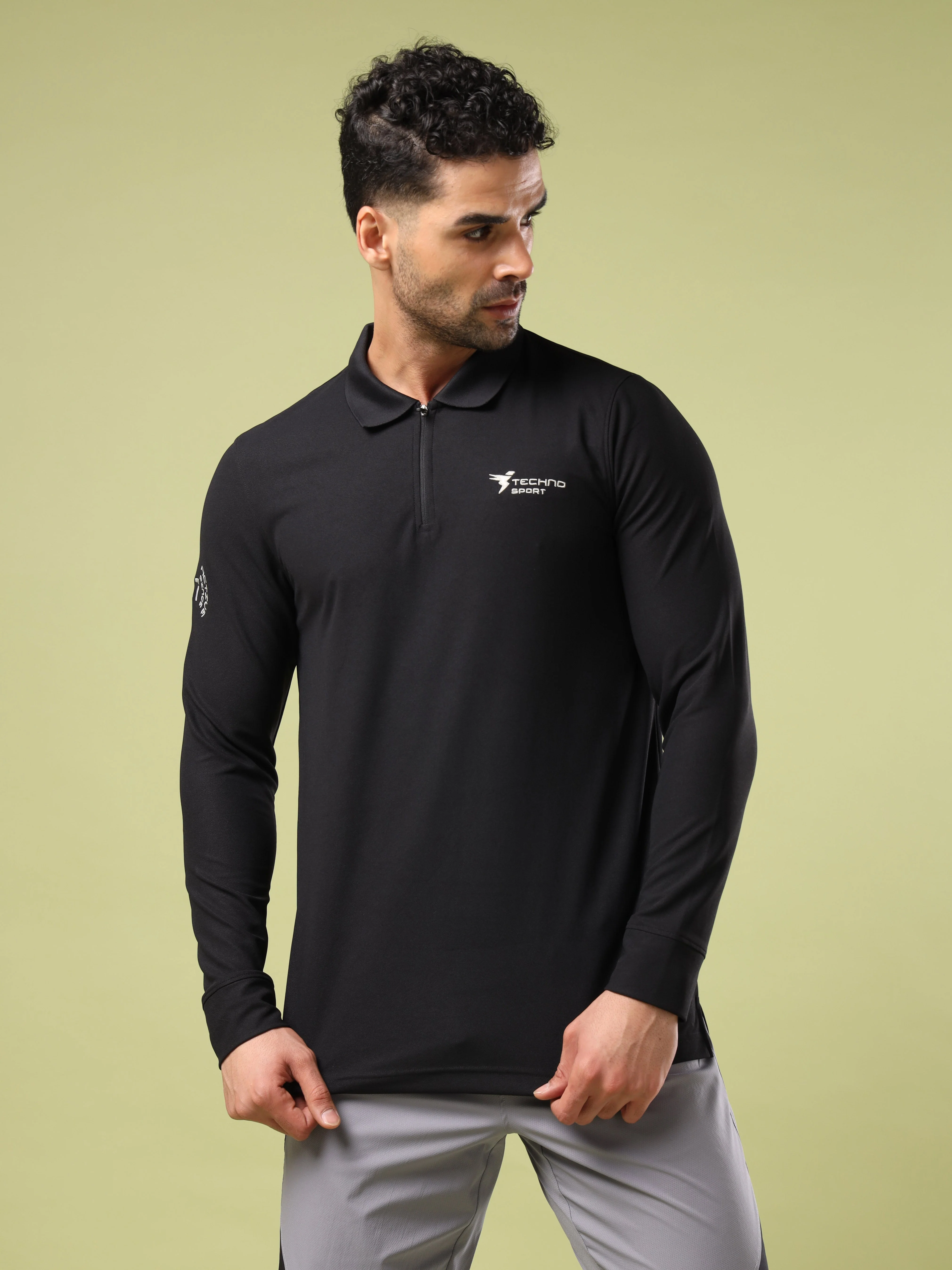 Men Solid Slim Fit Polo Sports T-shirt with MATPIQ