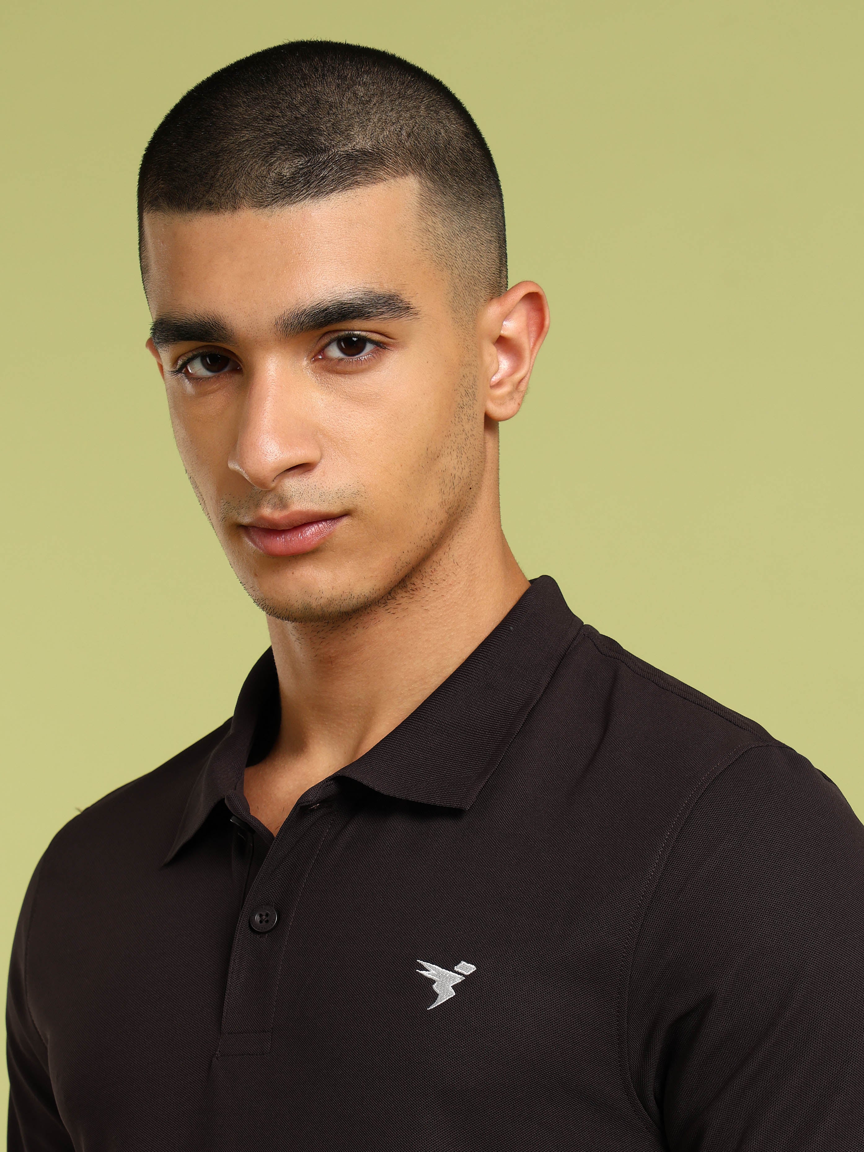 Men Solid Slim Fit Polo T-shirt with MATPIQ - Image 6