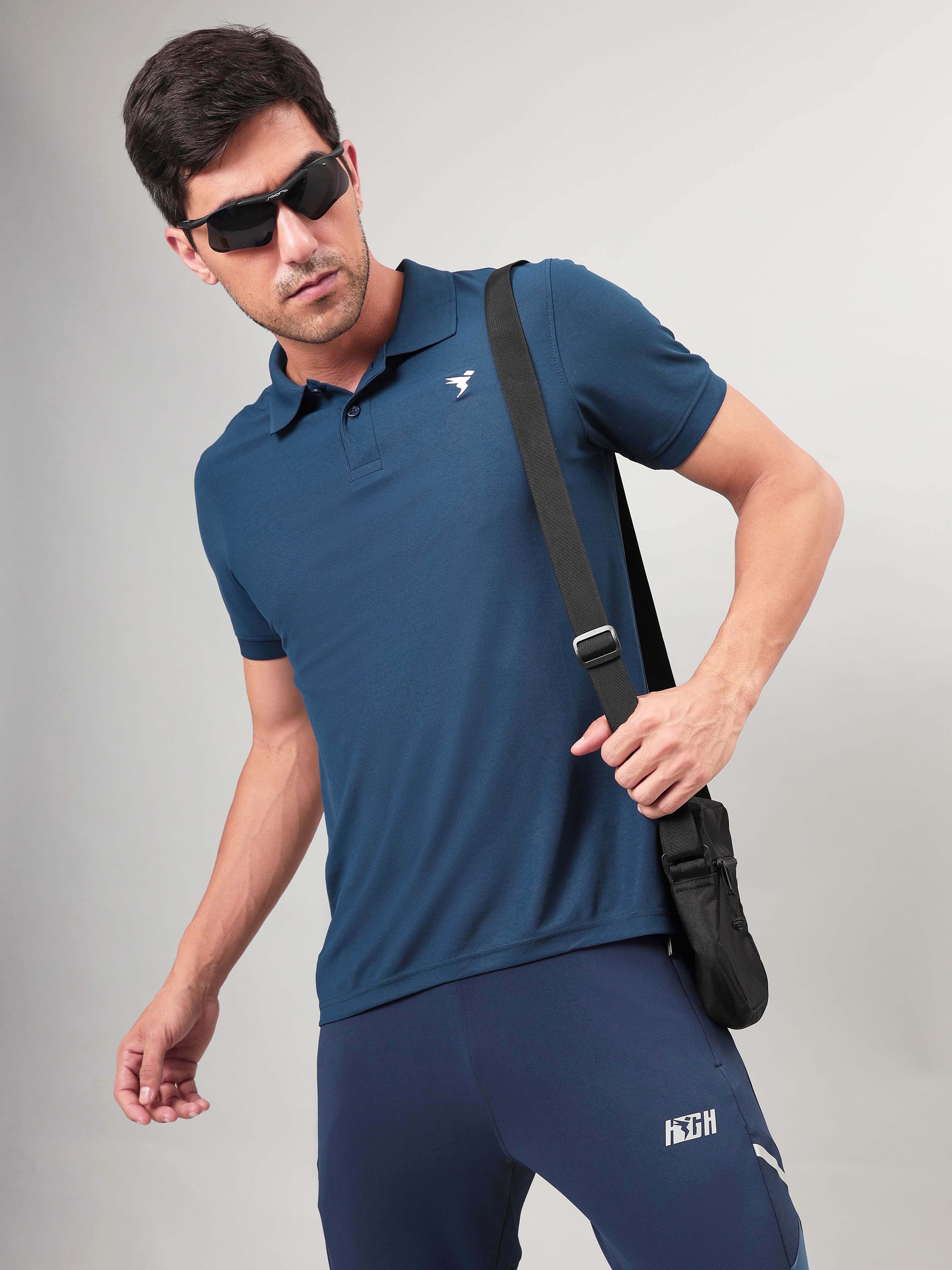 Men Solid Slim Fit Polo T-shirt with MATPIQ