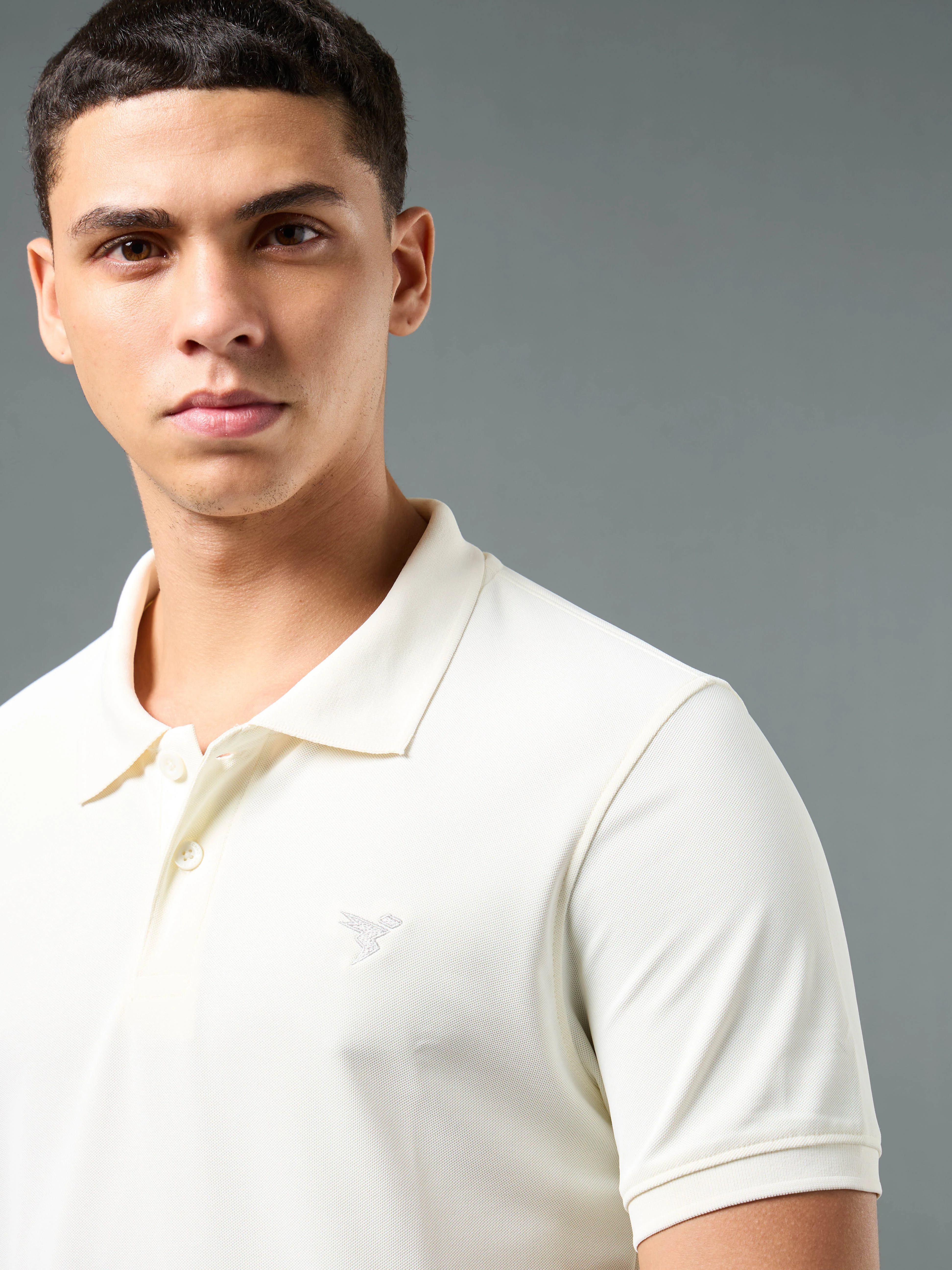 Men Solid Slim Fit Polo T-shirt with MATPIQ - Image 6