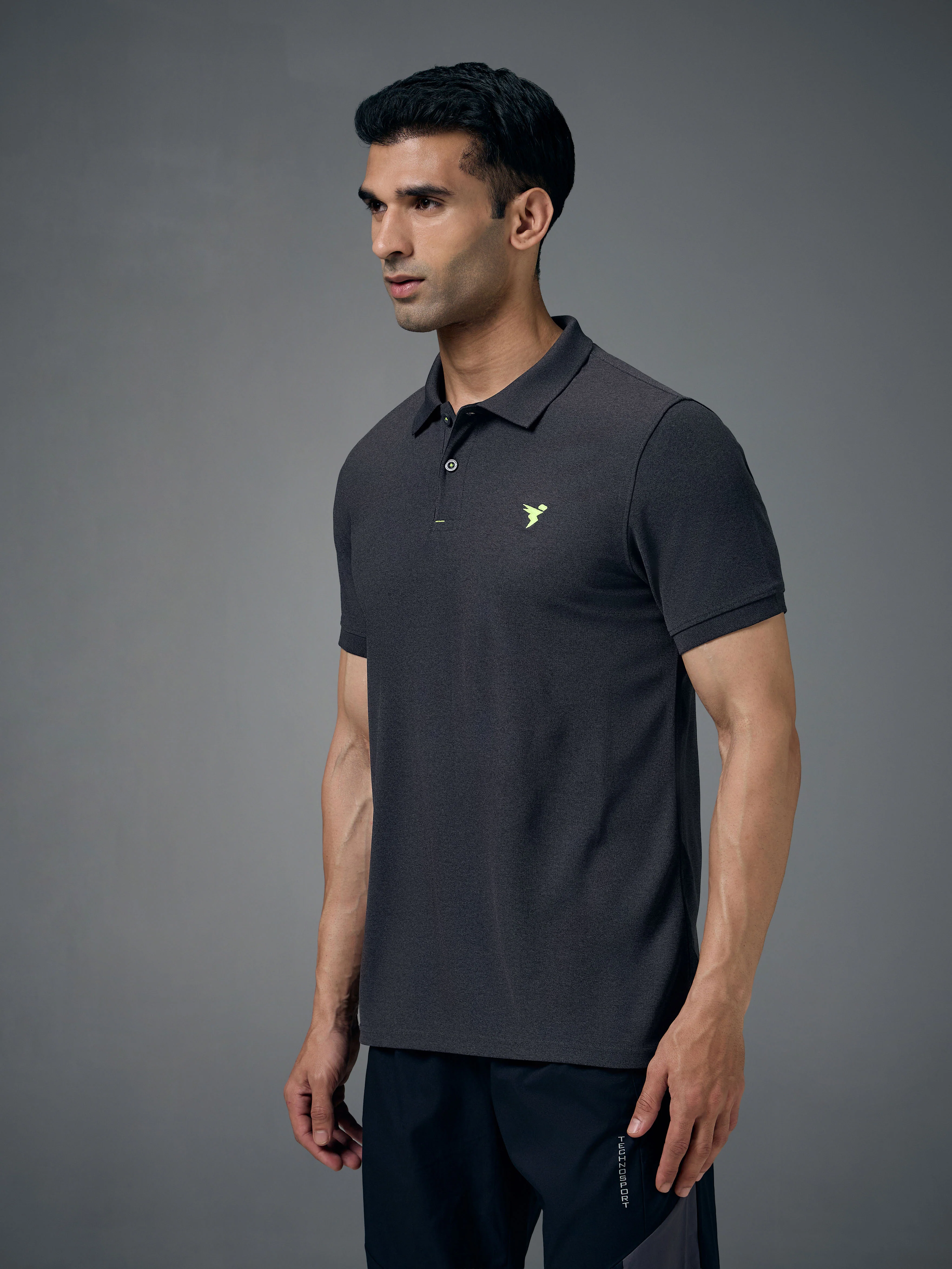 Men Solid Slim Fit Polo T-shirt with MATPIQ - Image 4