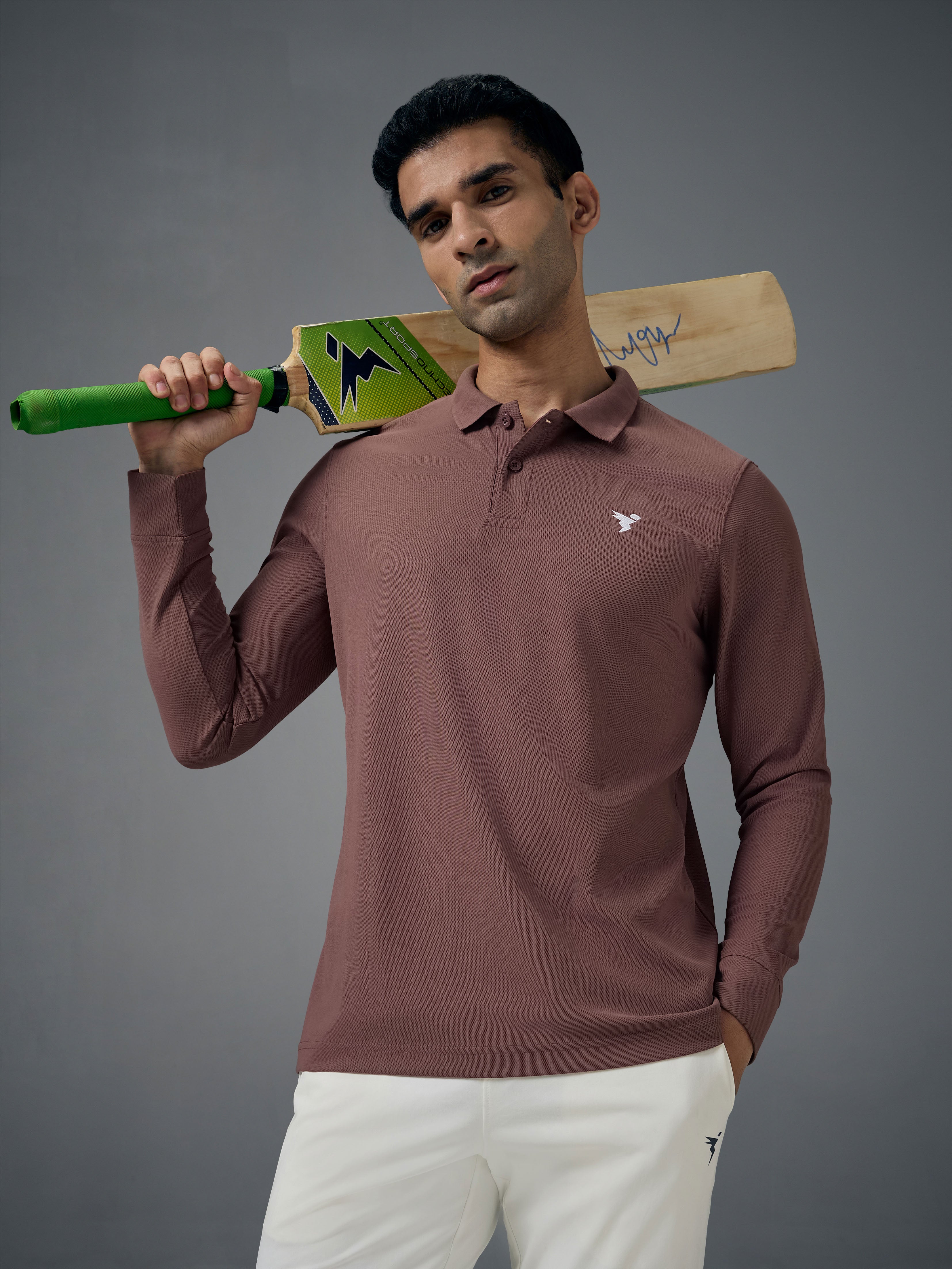 Men Solid Slim Fit Polo T-shirt with MATPIQ