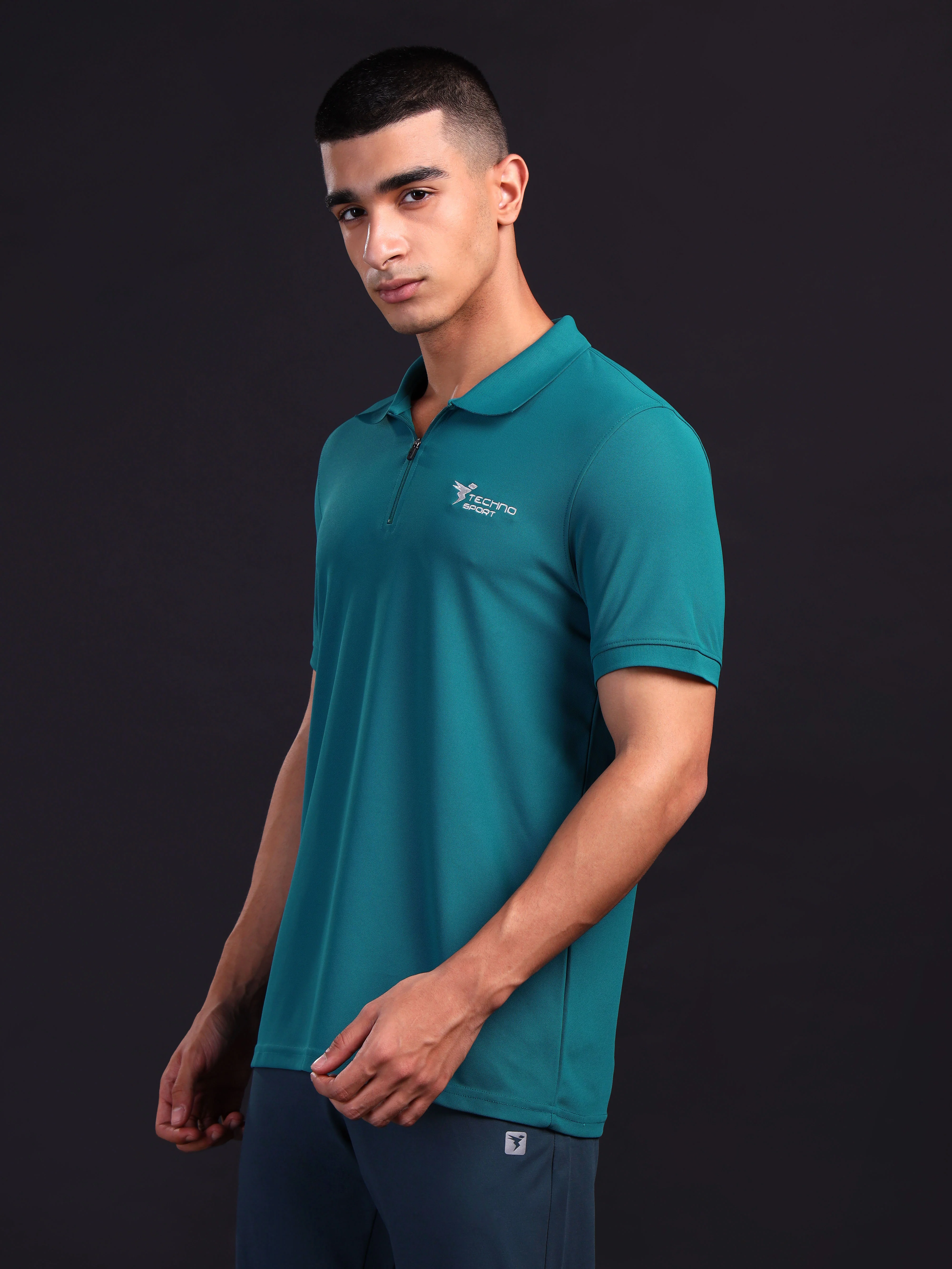Men Solid Slim Fit Polo T-shirt with MATPIQ - Image 4